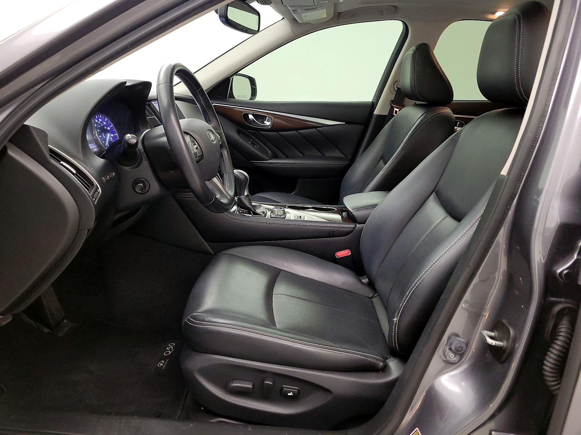Thumbnail: 2015 INFINITI Q50 - 11