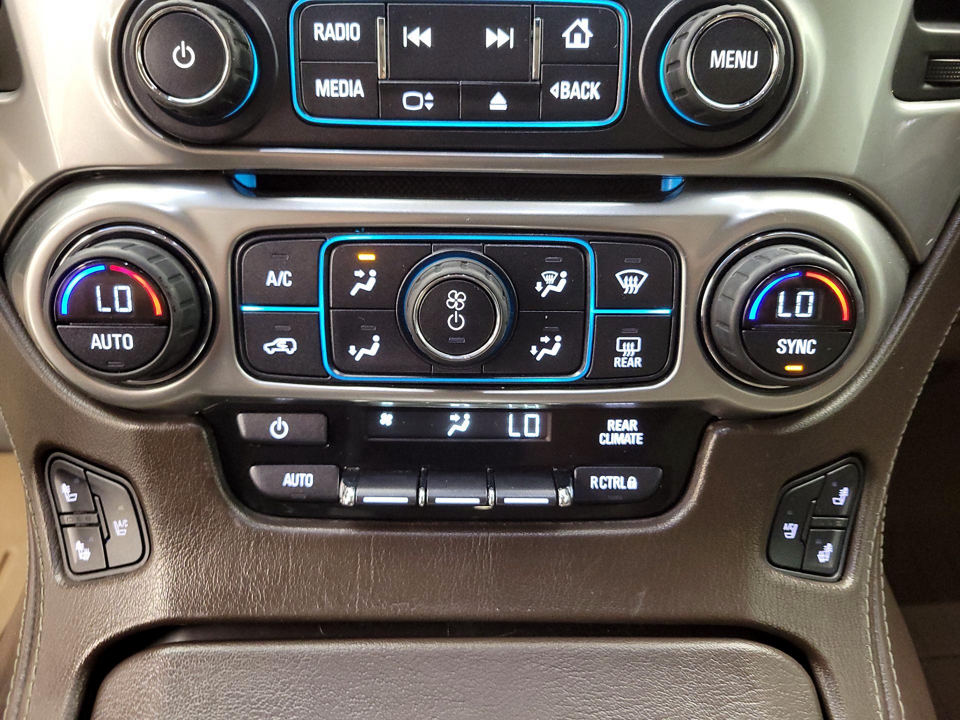 Thumbnail: 2016 Chevrolet Tahoe - 17