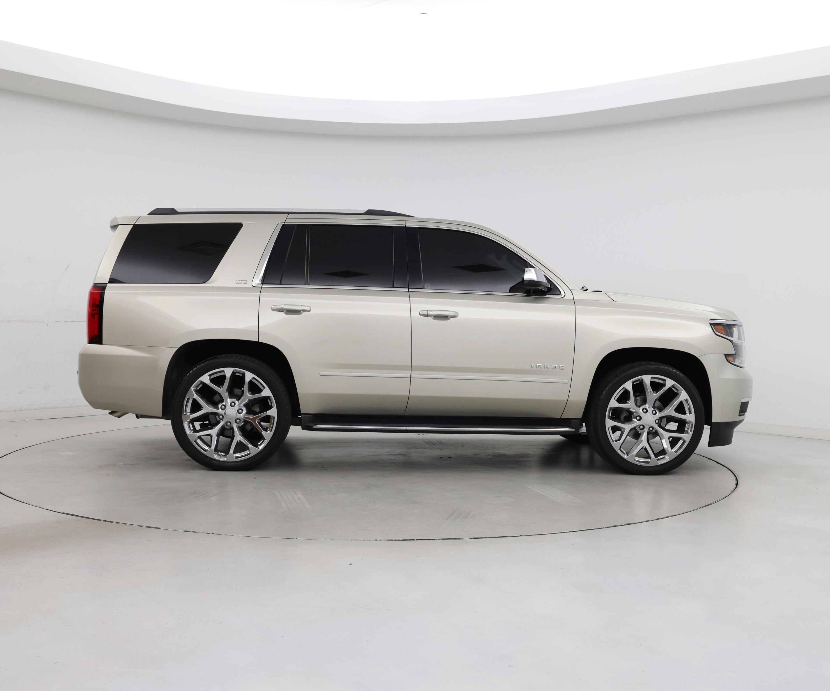 Thumbnail: 2016 Chevrolet Tahoe - 7