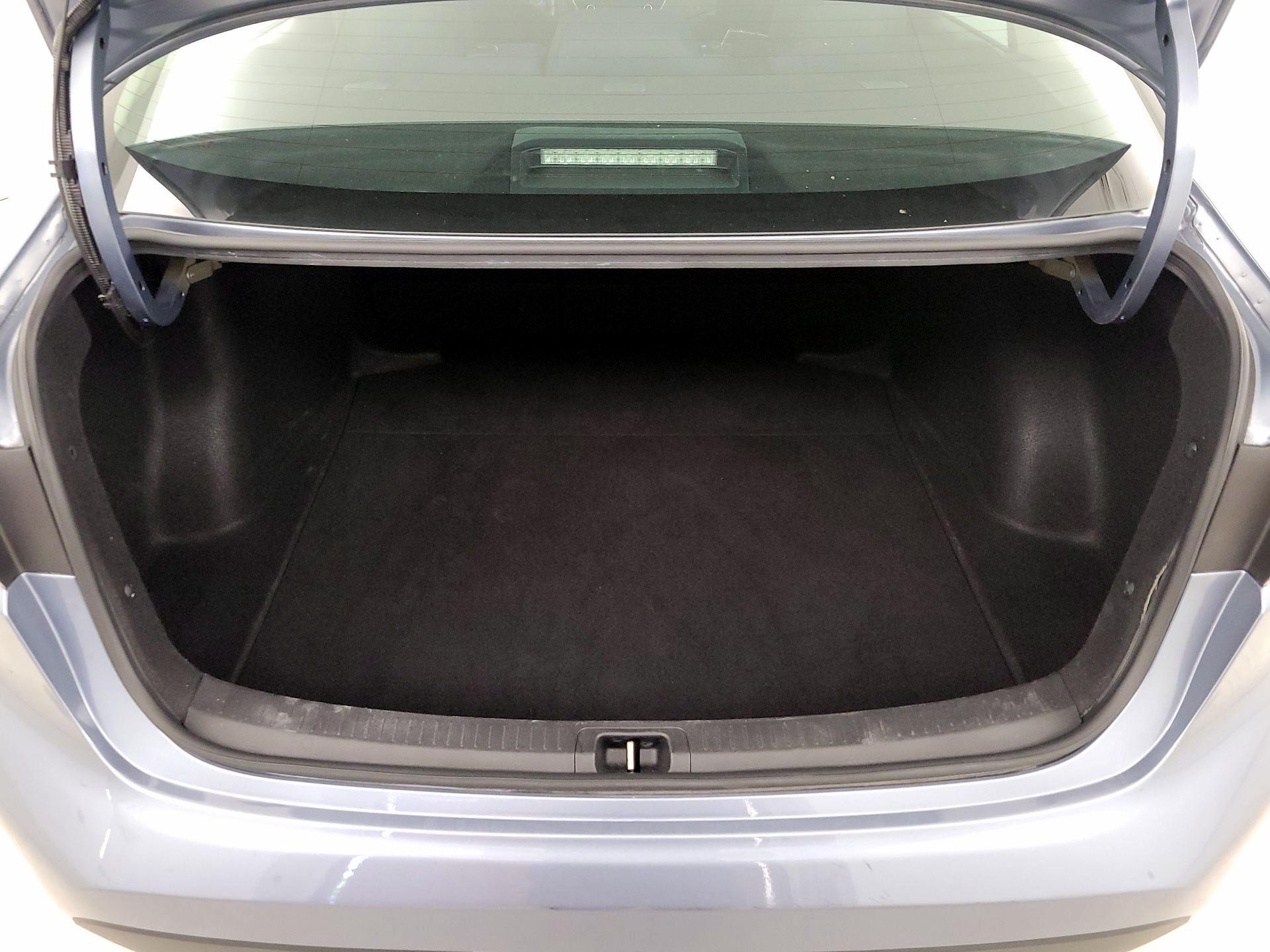 Thumbnail: 2020 Toyota Corolla - 20