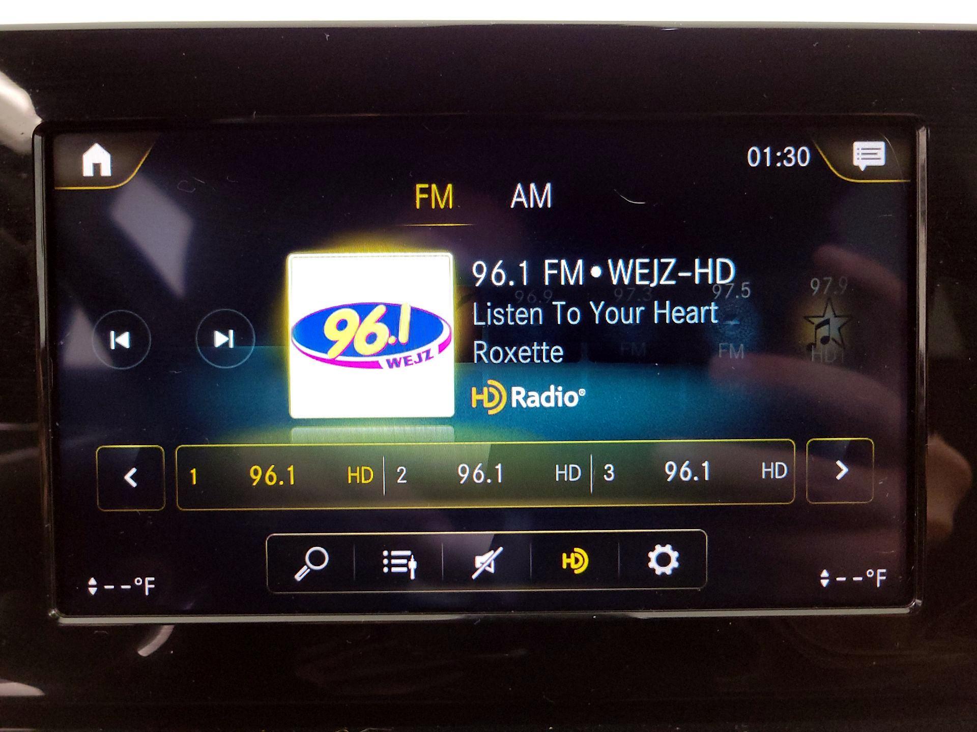 Thumbnail: 2021 Mercedes-Benz GLA - 15