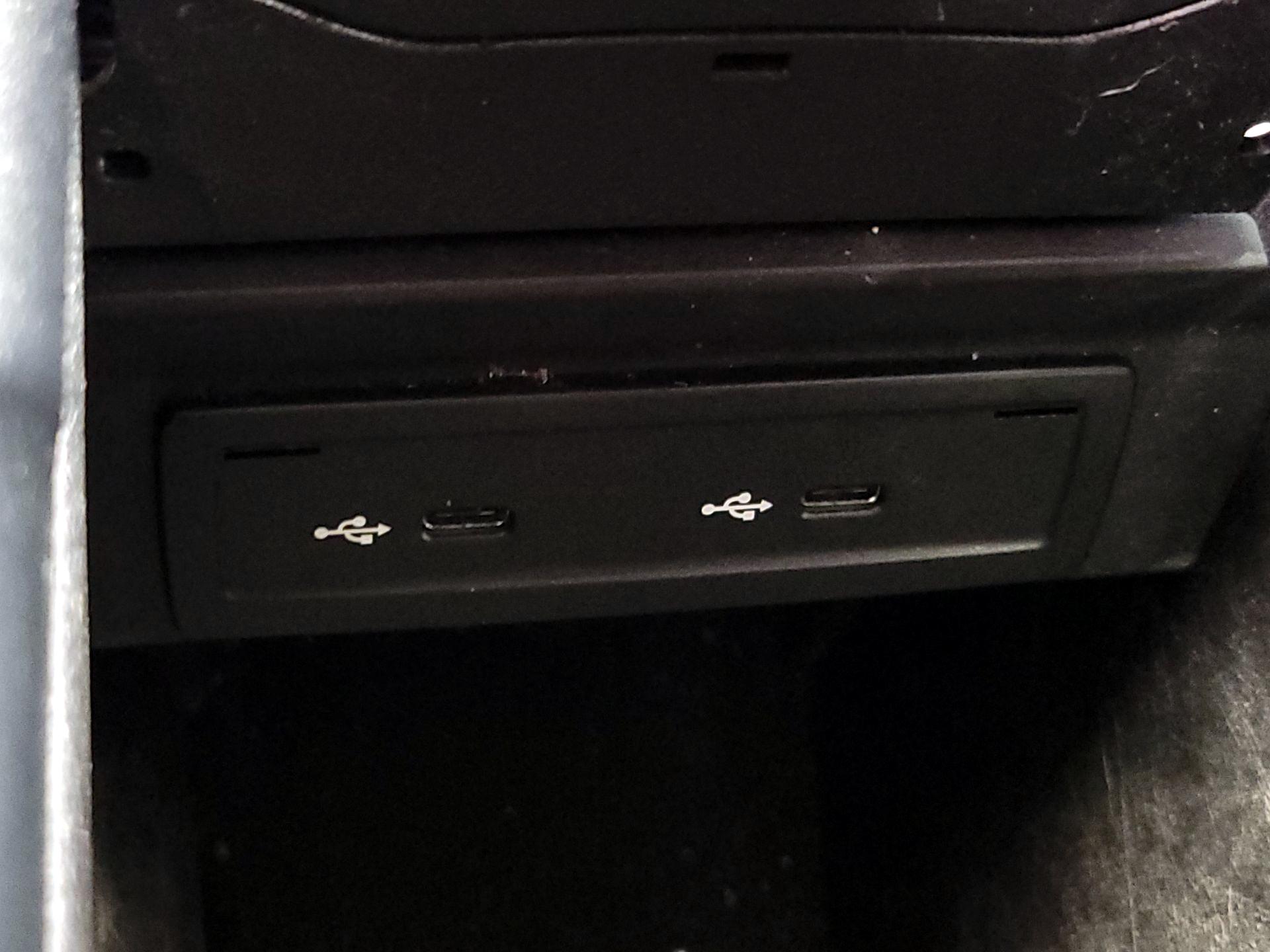 Thumbnail: 2021 Mercedes-Benz GLA - 18