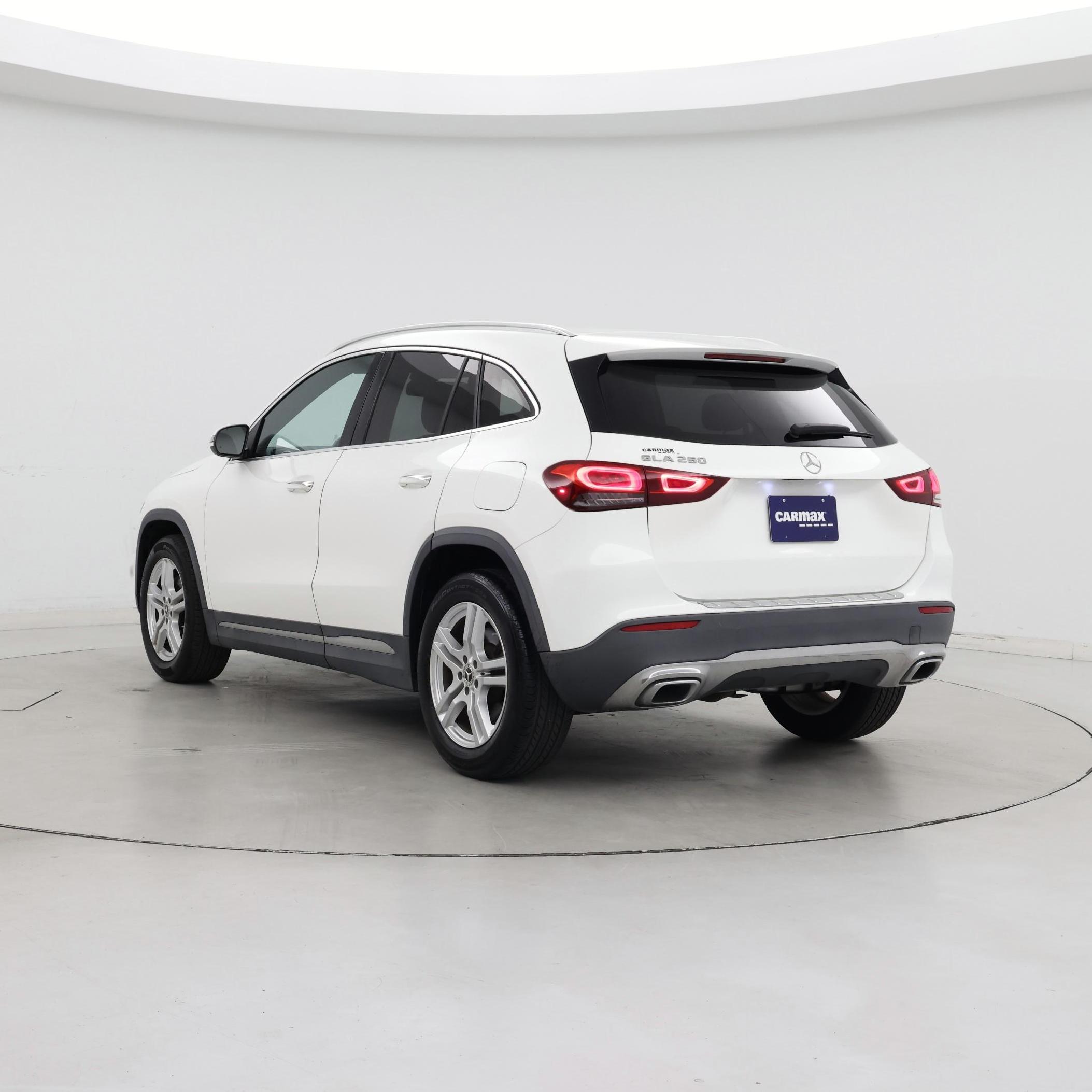 Thumbnail: 2021 Mercedes-Benz GLA - 2