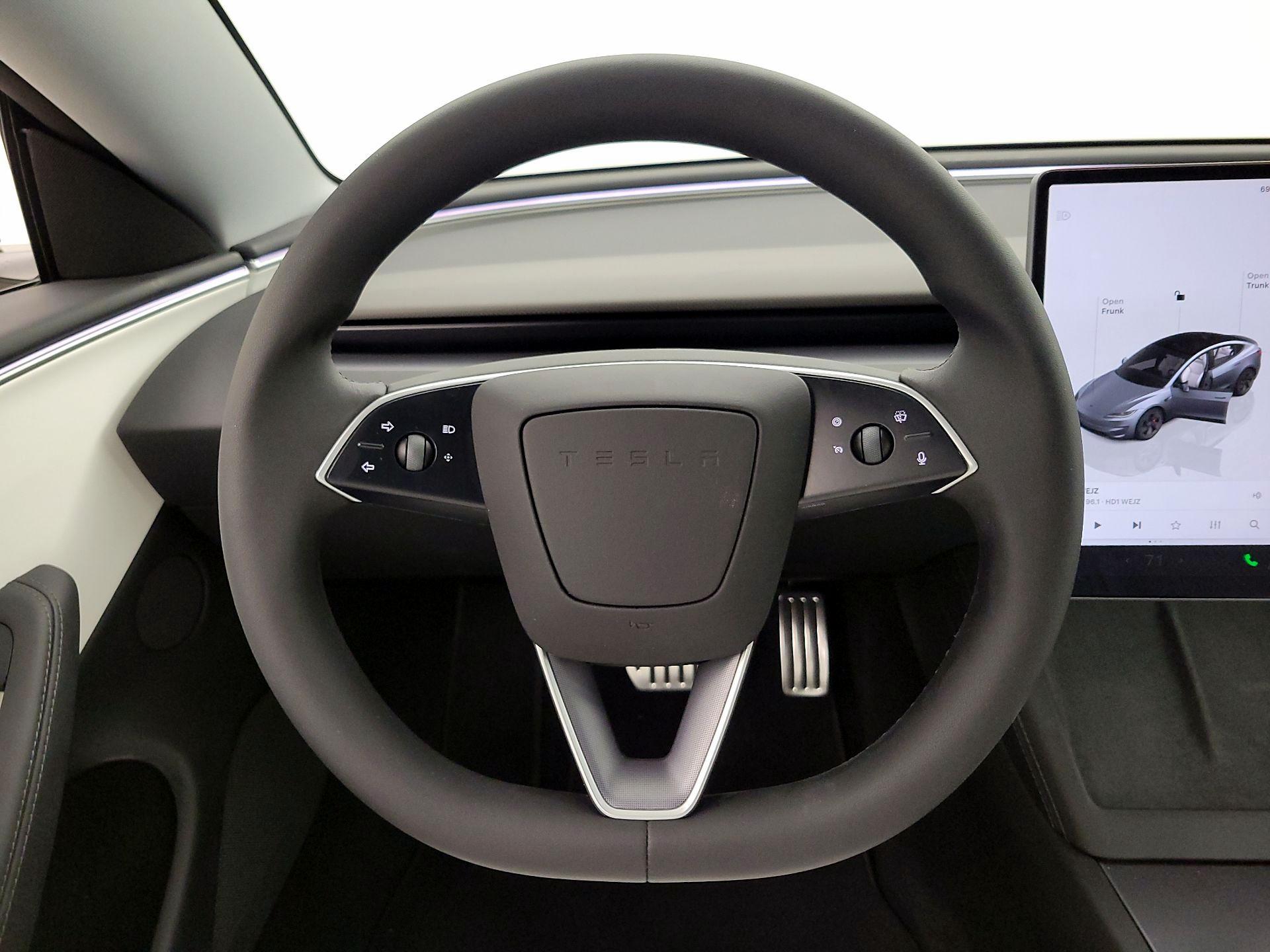 Thumbnail: 2025 Tesla Model 3 - 10