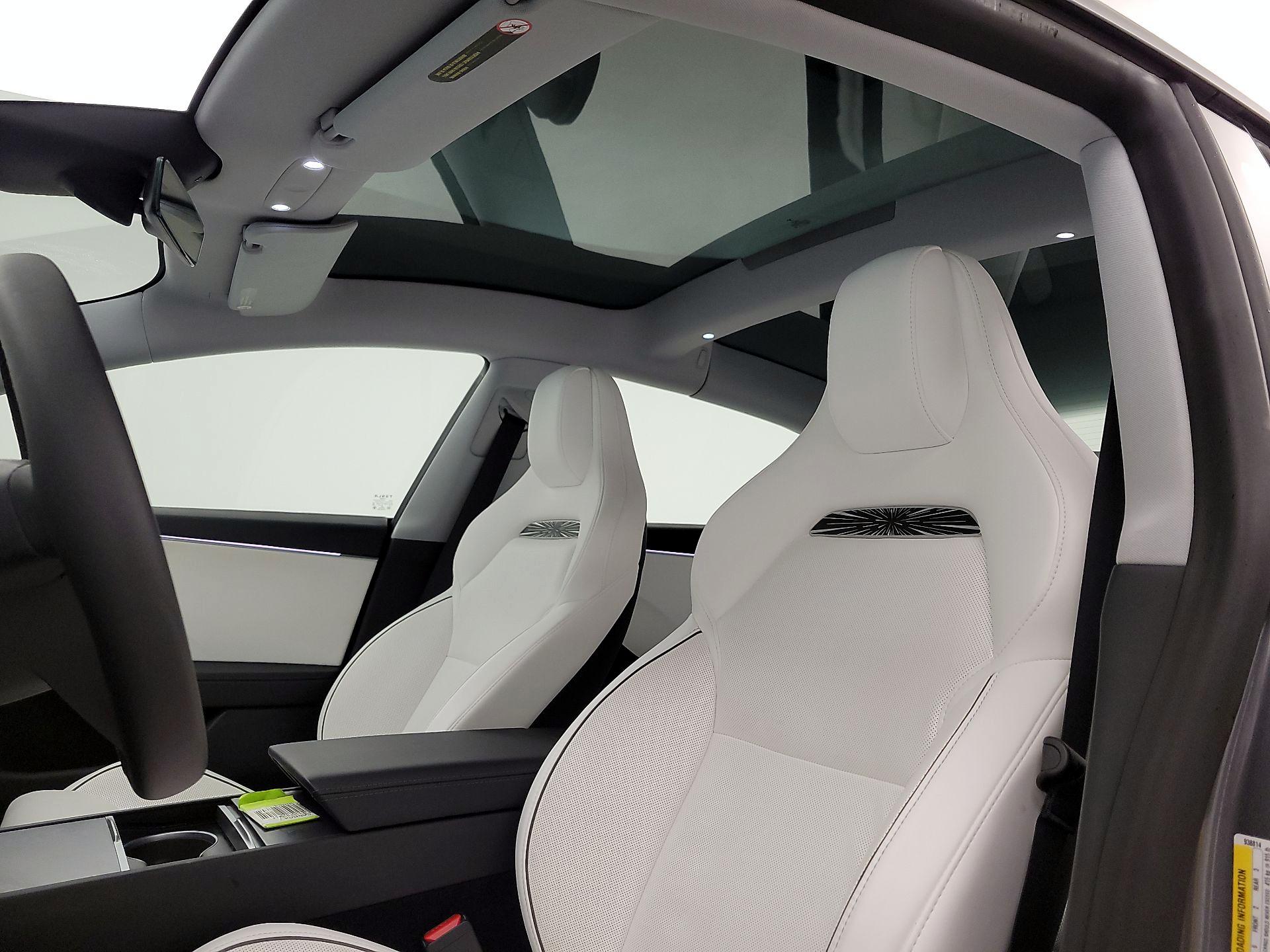 Thumbnail: 2025 Tesla Model 3 - 19