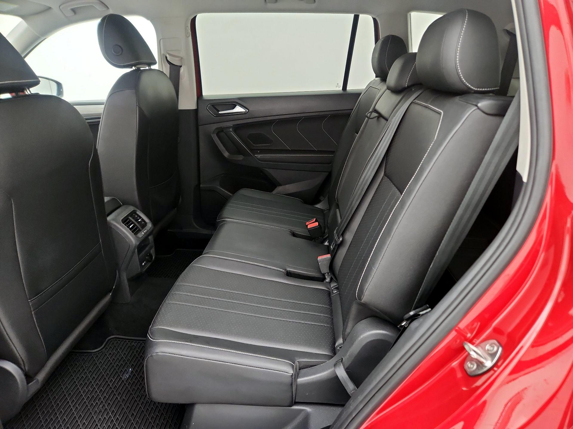 Thumbnail: 2023 Volkswagen Tiguan - 19