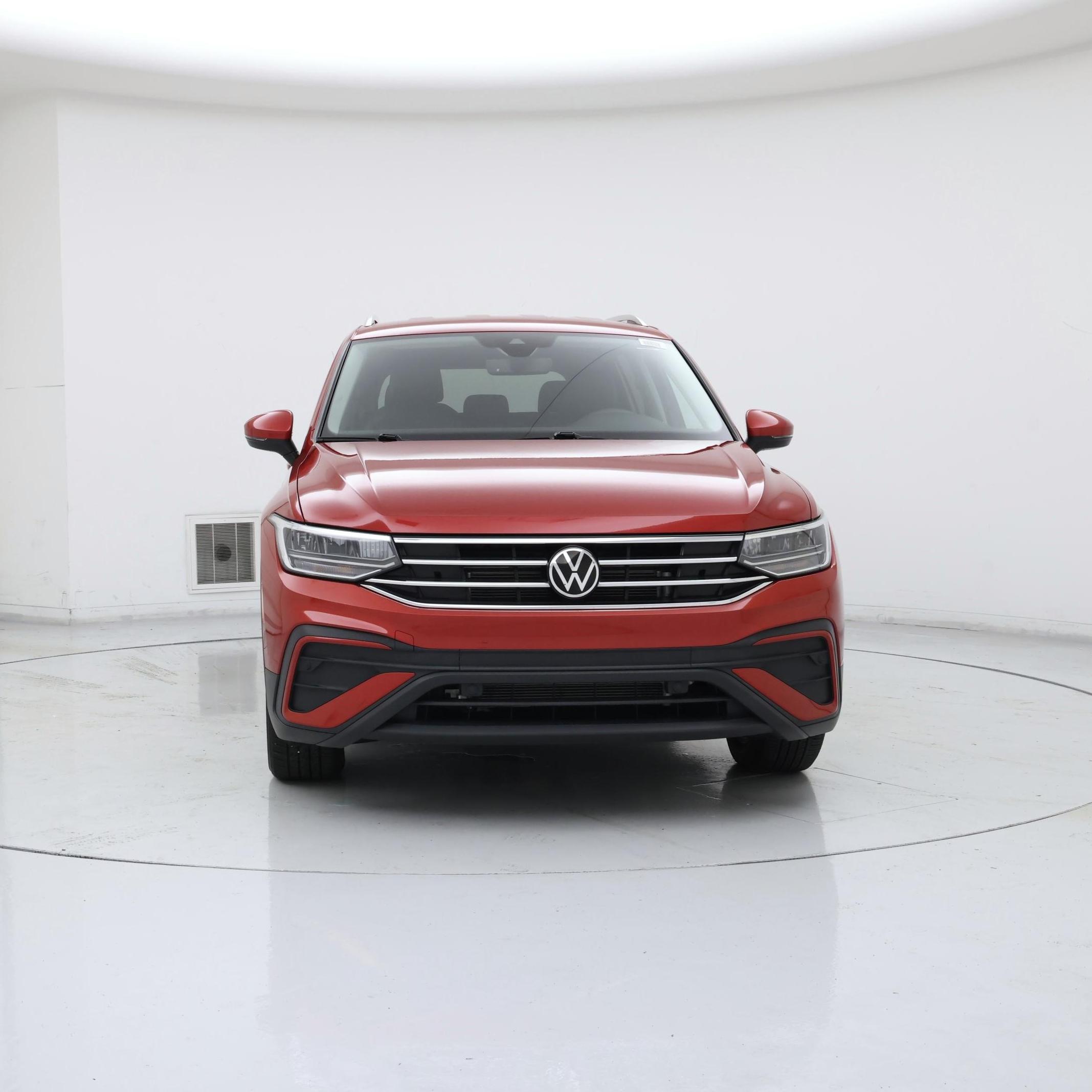 Thumbnail: 2023 Volkswagen Tiguan - 5