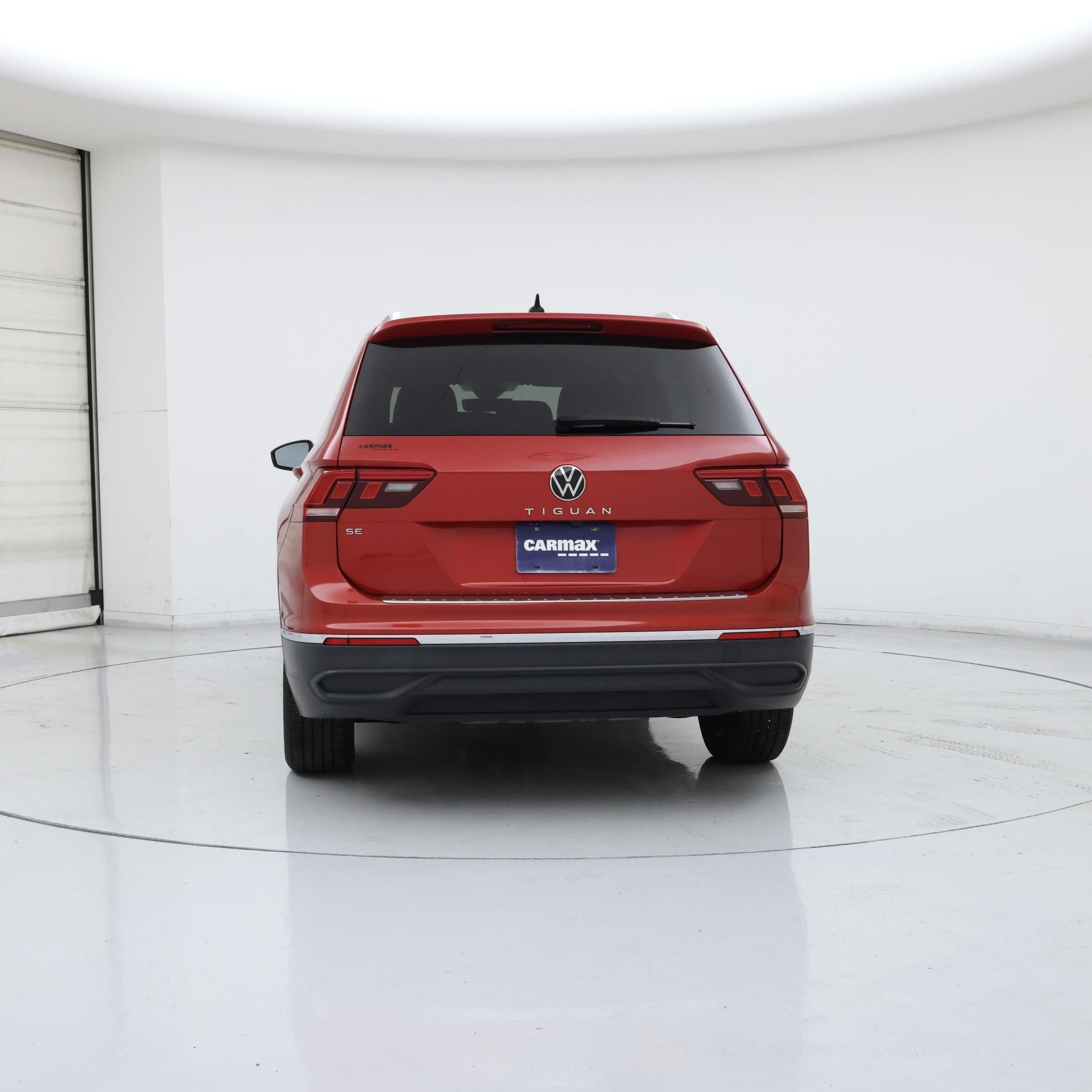 Thumbnail: 2023 Volkswagen Tiguan - 6