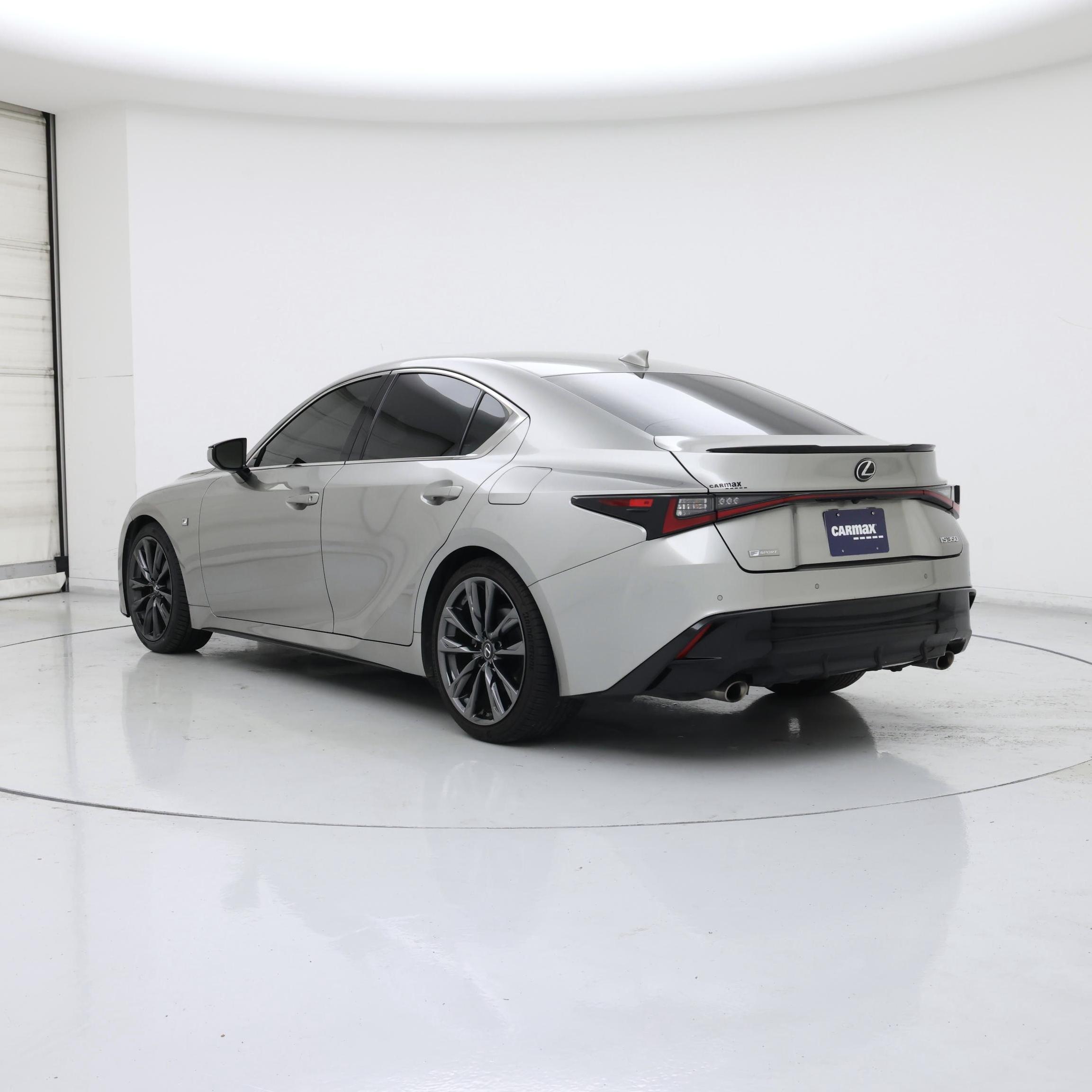 Thumbnail: 2021 Lexus IS - 2