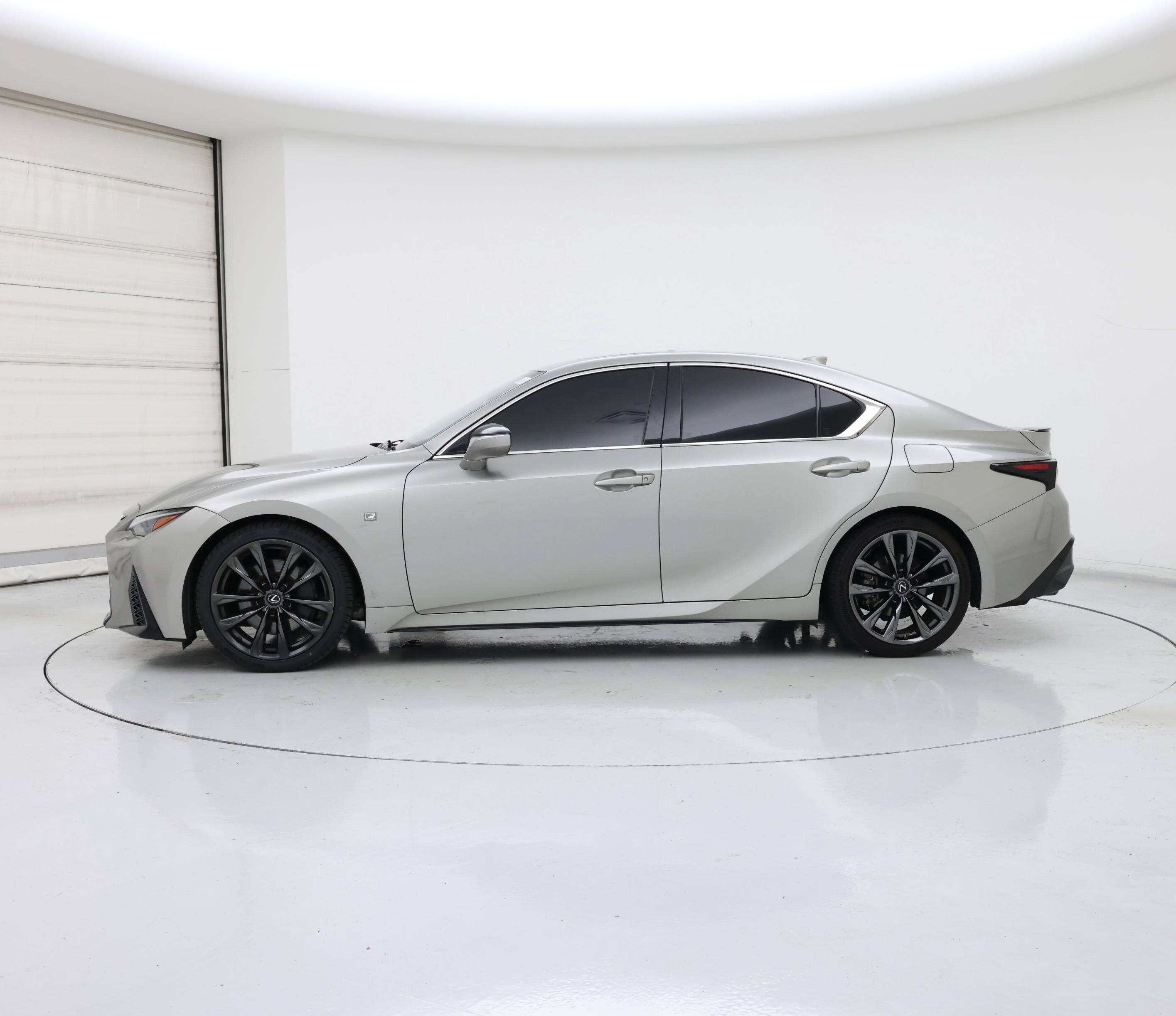 Thumbnail: 2021 Lexus IS - 3