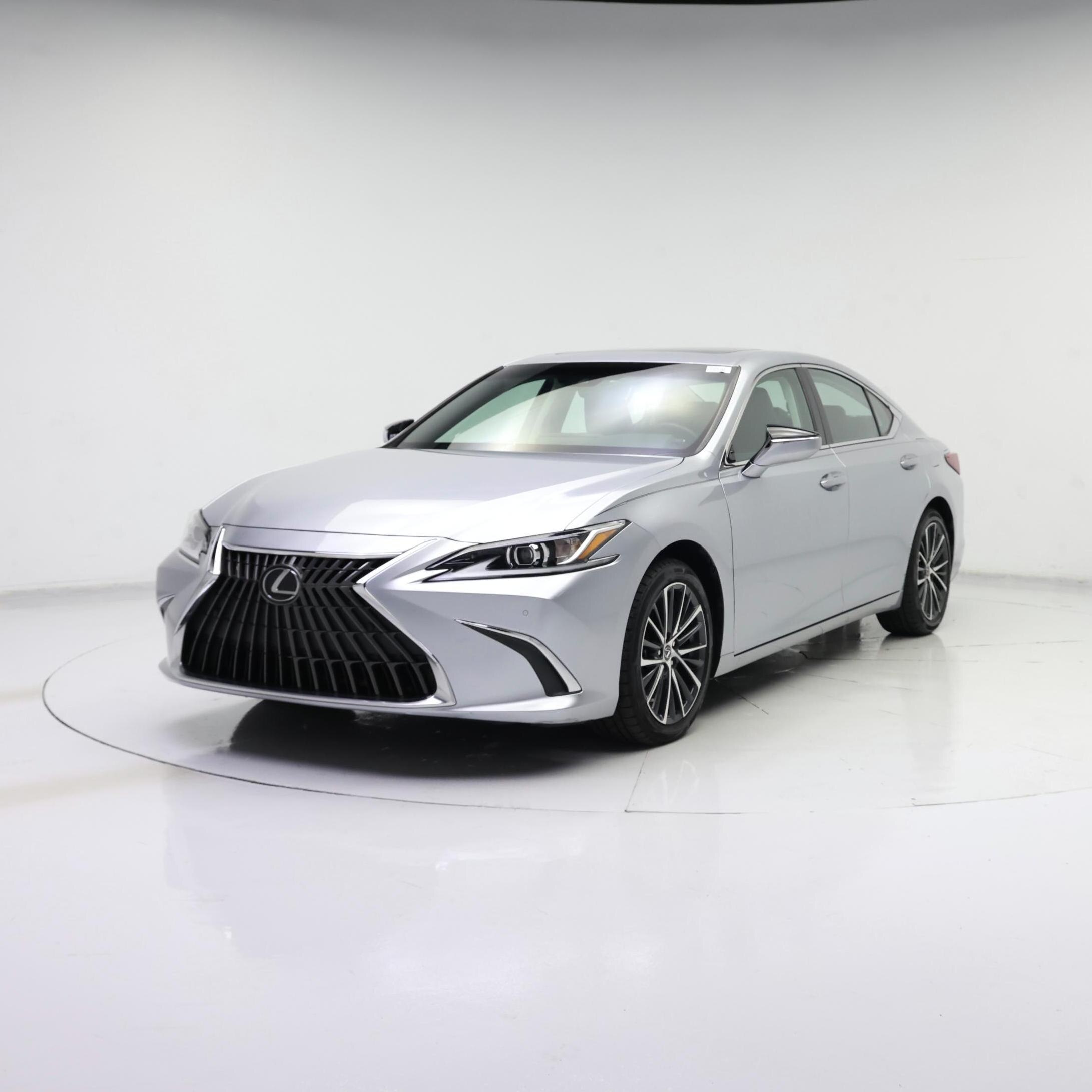 Thumbnail: 2022 Lexus ES - 4
