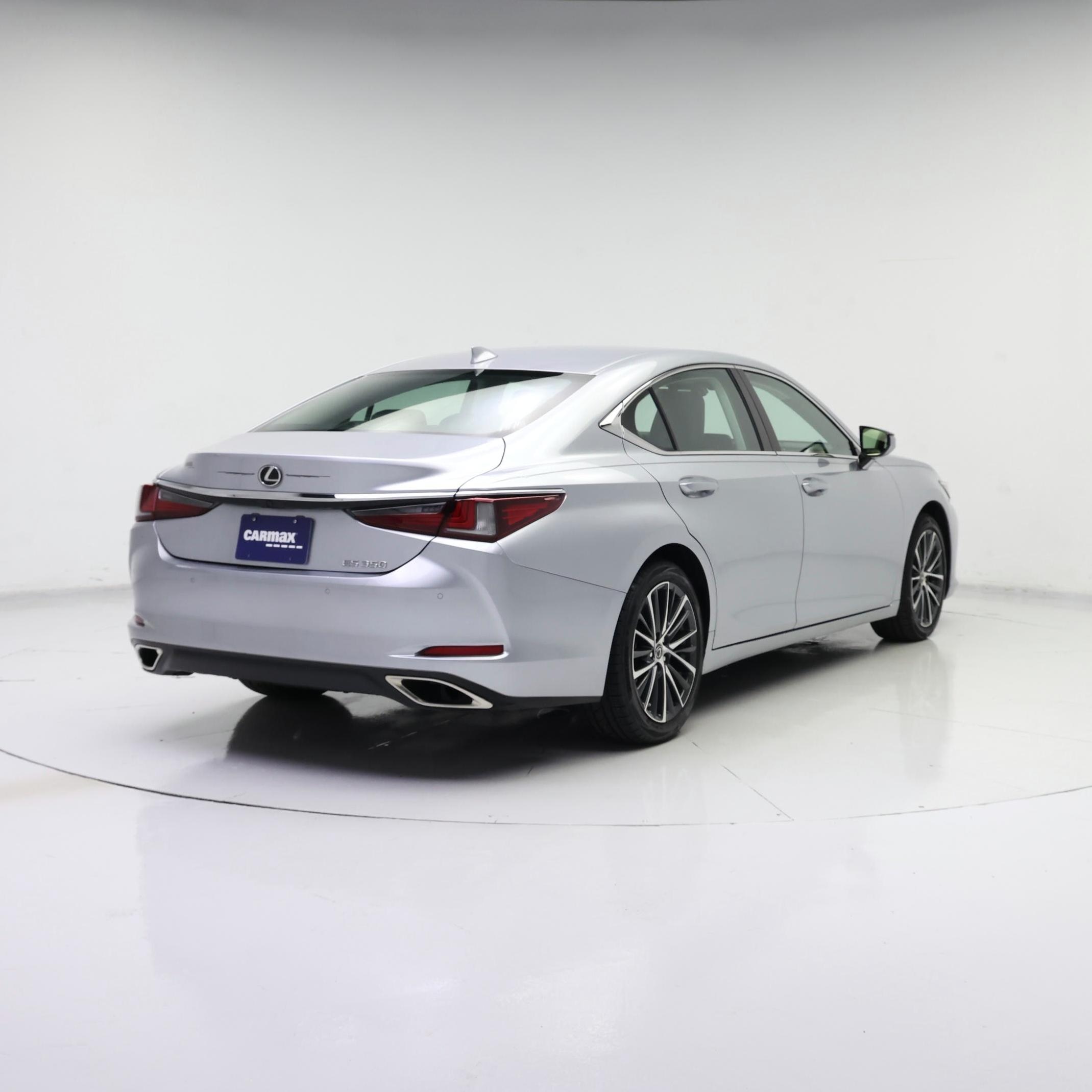 Thumbnail: 2022 Lexus ES - 8