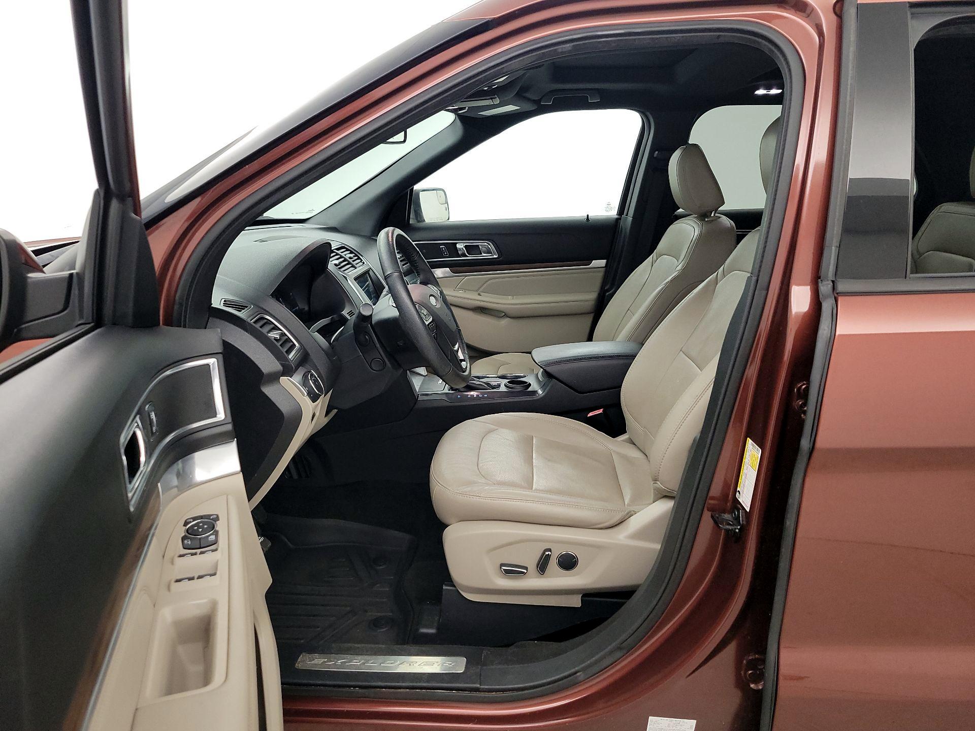 Thumbnail: 2018 Ford Explorer - 11