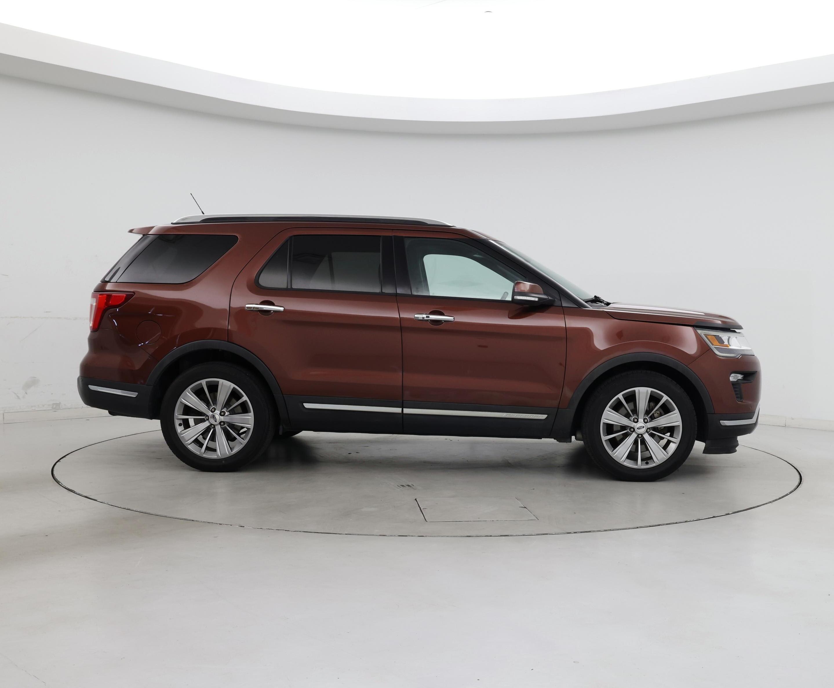 Thumbnail: 2018 Ford Explorer - 7