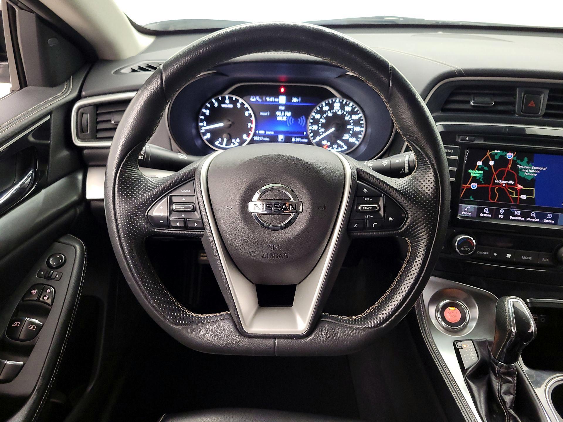 Thumbnail: 2020 Nissan Maxima - 10