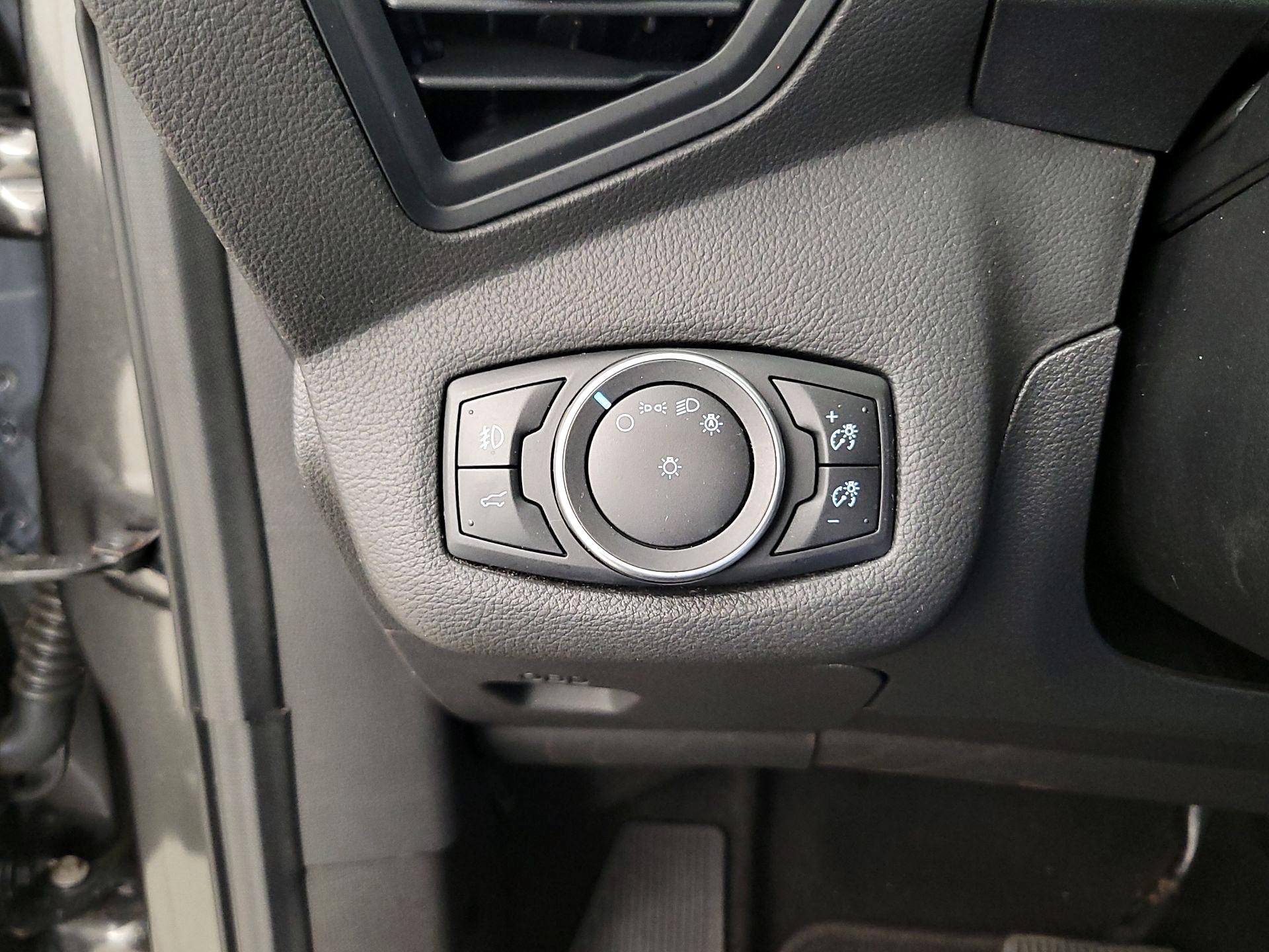Thumbnail: 2017 Ford Escape - 13