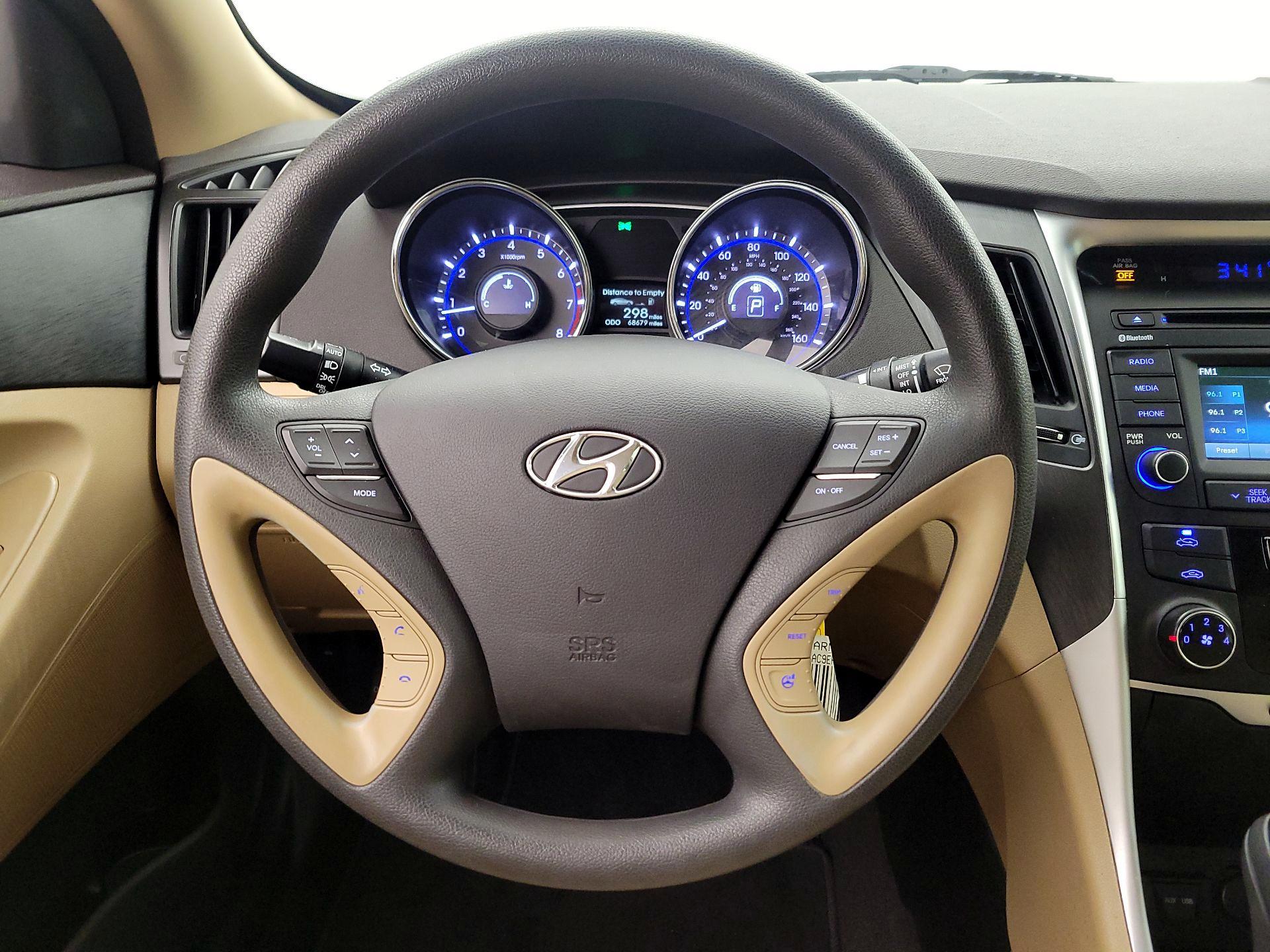 Thumbnail: 2014 Hyundai Sonata - 10