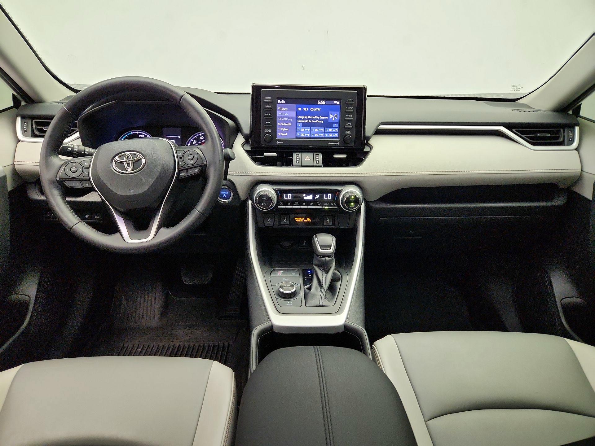 Thumbnail: 2022 Toyota RAV4 - 9