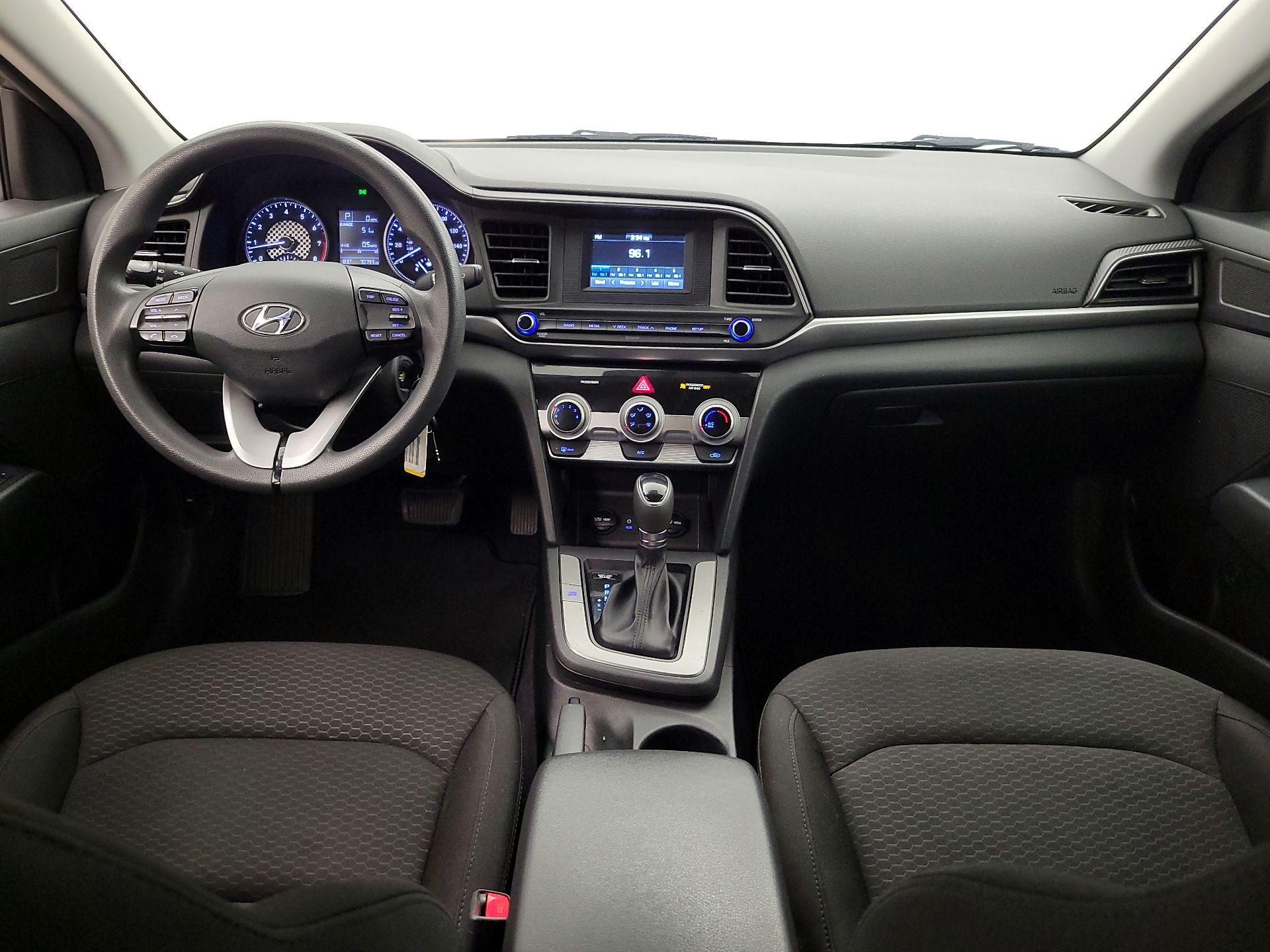 Thumbnail: 2019 Hyundai Elantra - 9