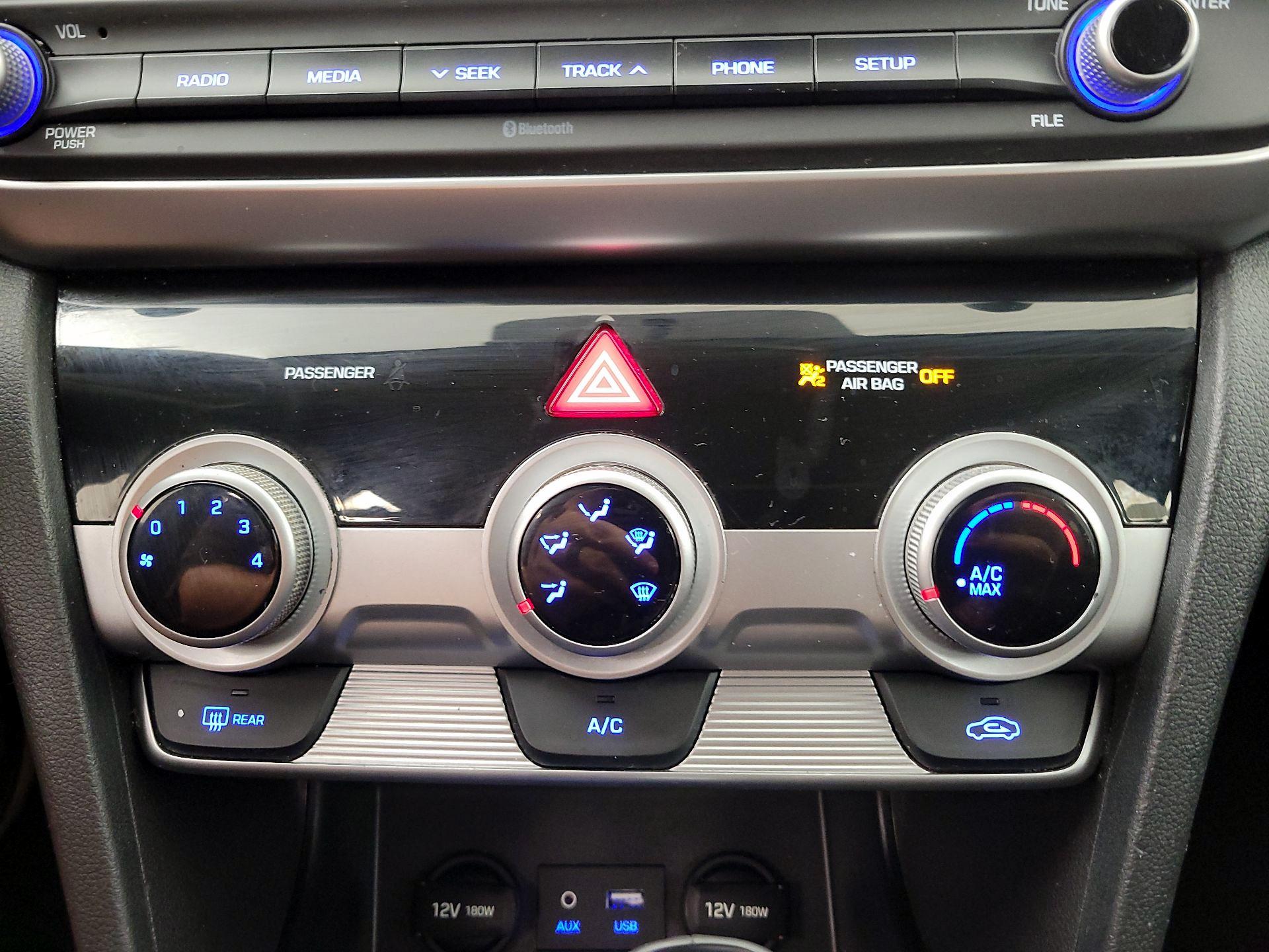 Thumbnail: 2019 Hyundai Elantra - 16