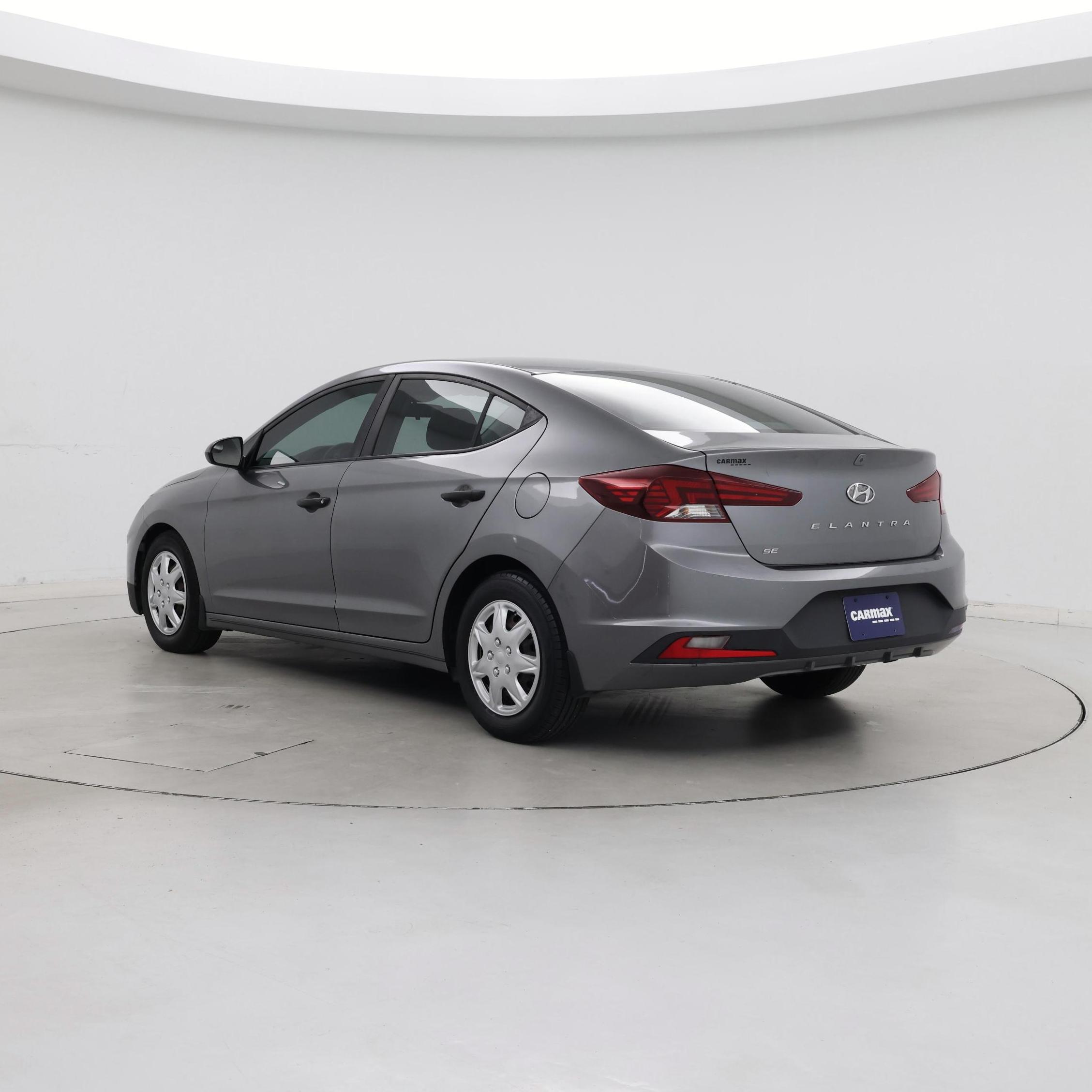 Thumbnail: 2019 Hyundai Elantra - 2