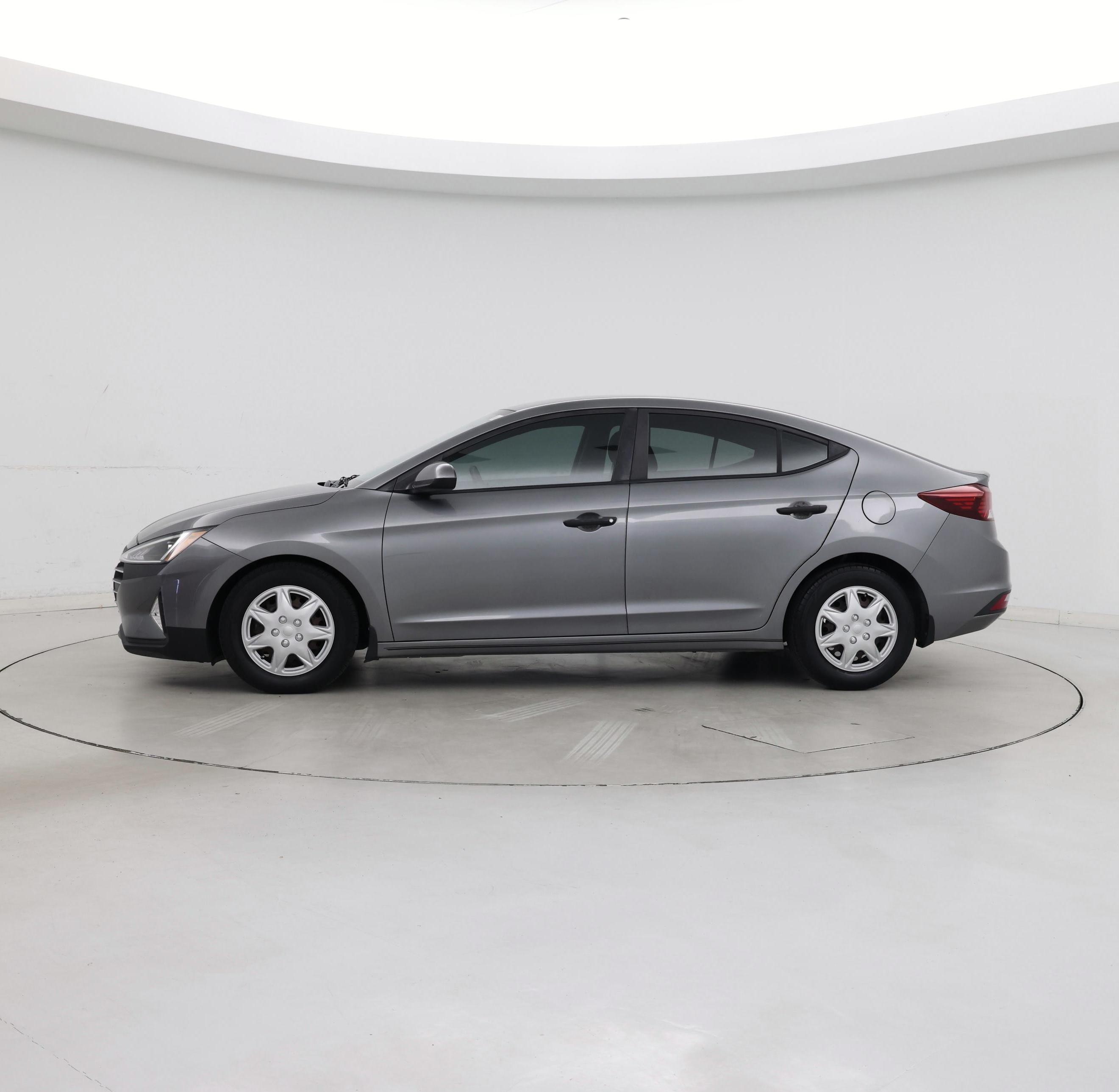 Thumbnail: 2019 Hyundai Elantra - 3