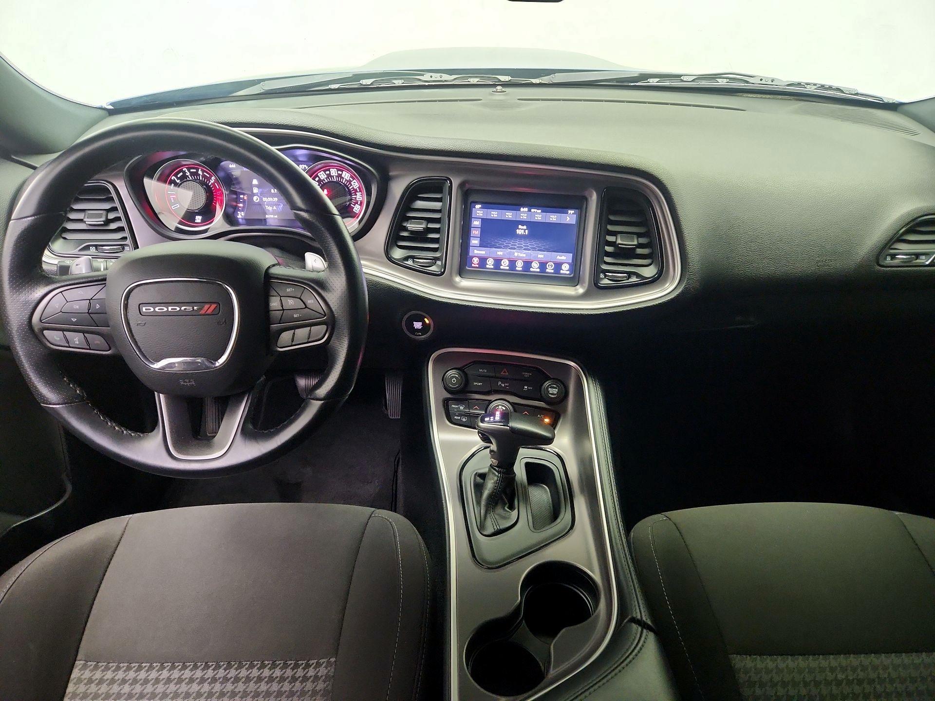 Thumbnail: 2022 Dodge Challenger - 9
