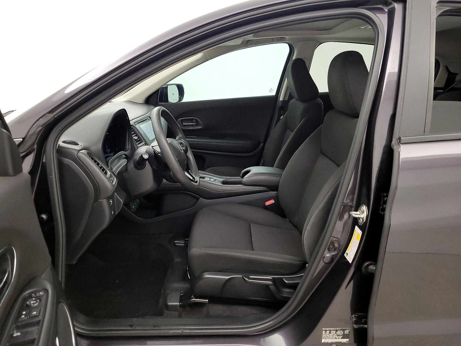 Thumbnail: 2018 Honda HR-V - 11