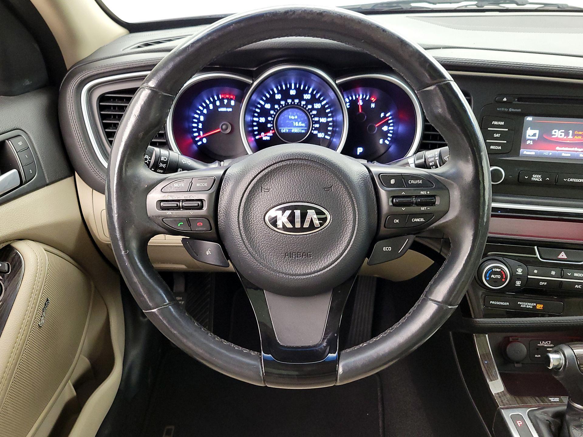 Thumbnail: 2015 Kia Optima - 10