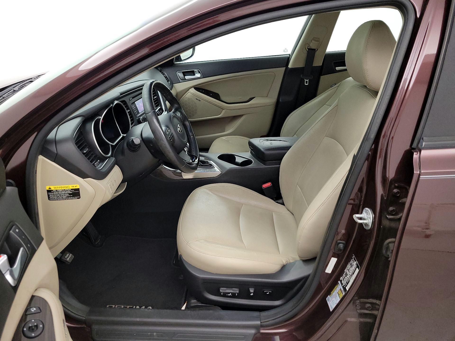 Thumbnail: 2015 Kia Optima - 11