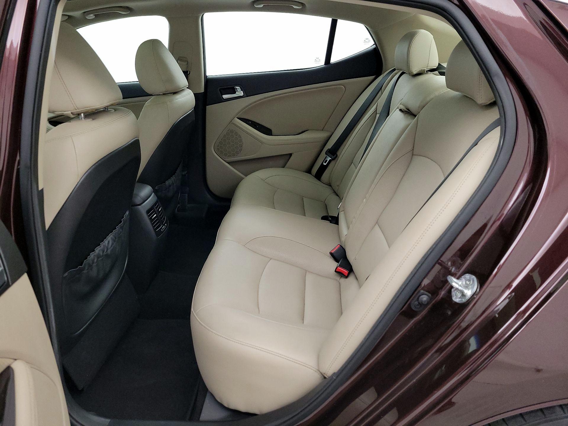 Thumbnail: 2015 Kia Optima - 20