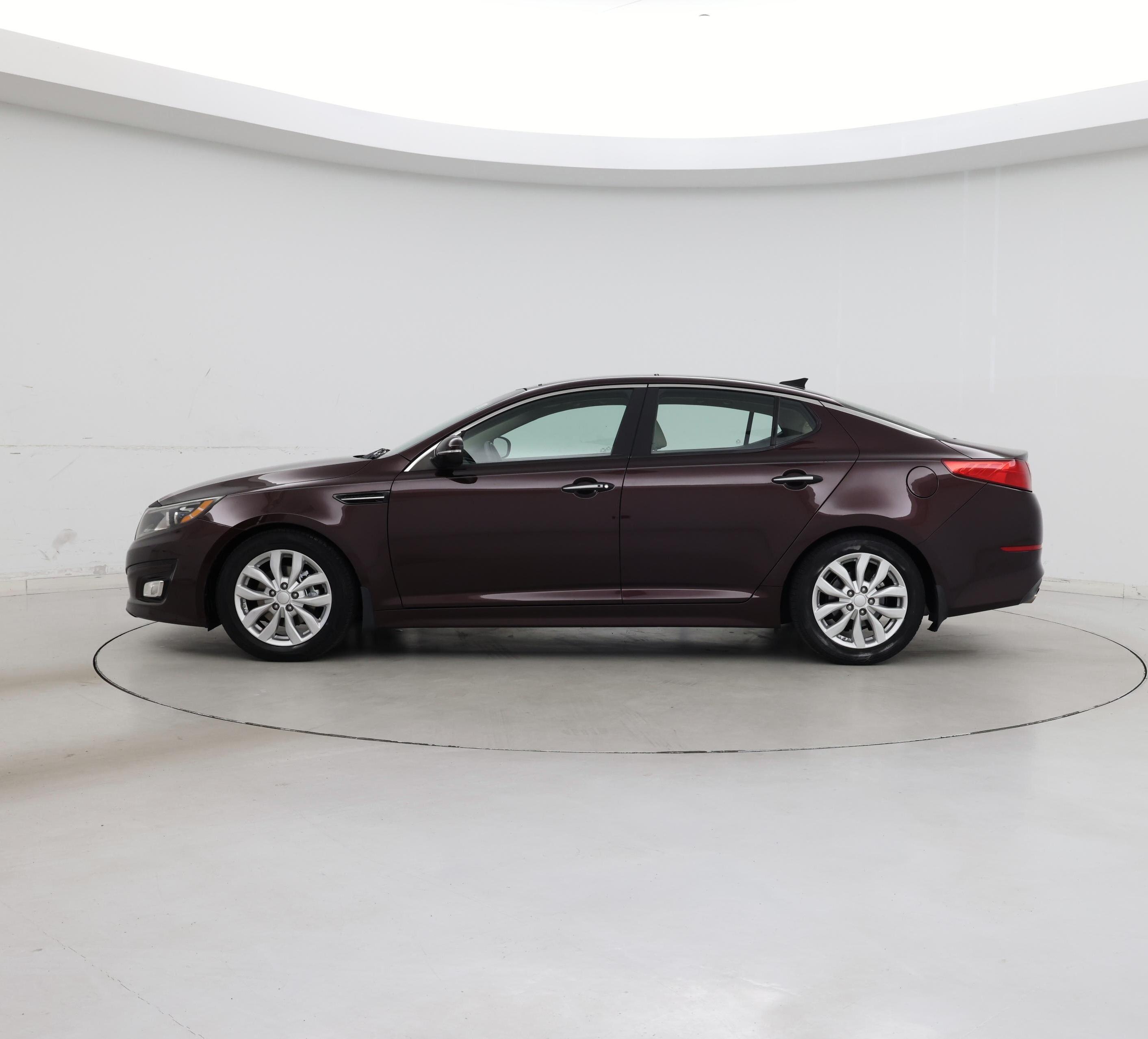Thumbnail: 2015 Kia Optima - 3