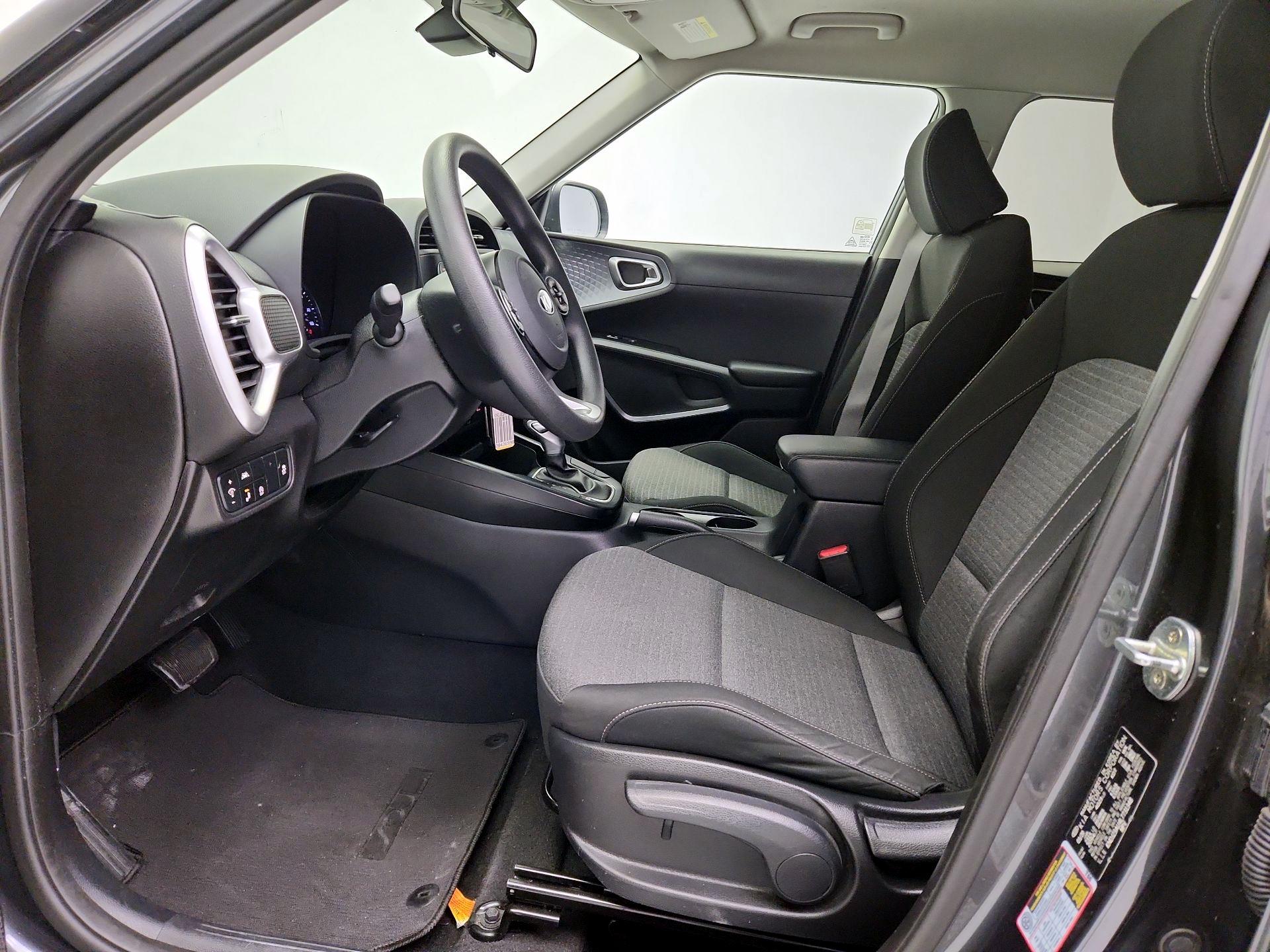 Thumbnail: 2020 Kia Soul - 11