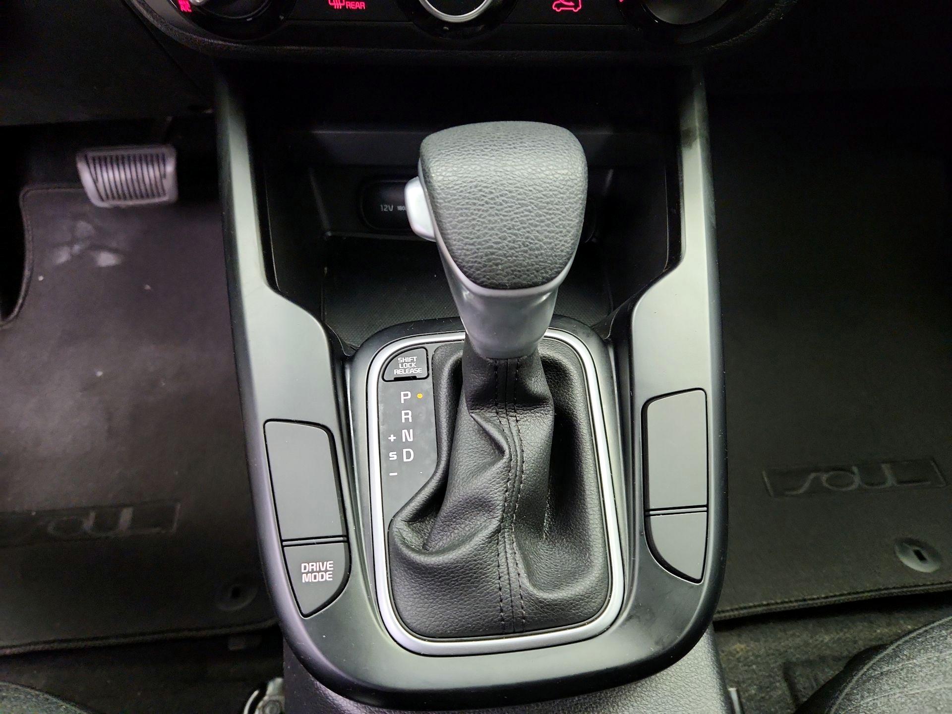 Thumbnail: 2020 Kia Soul - 17