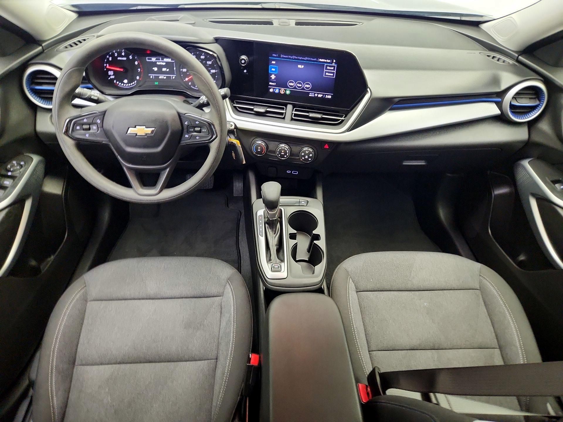 Thumbnail: 2024 Chevrolet Trax - 9