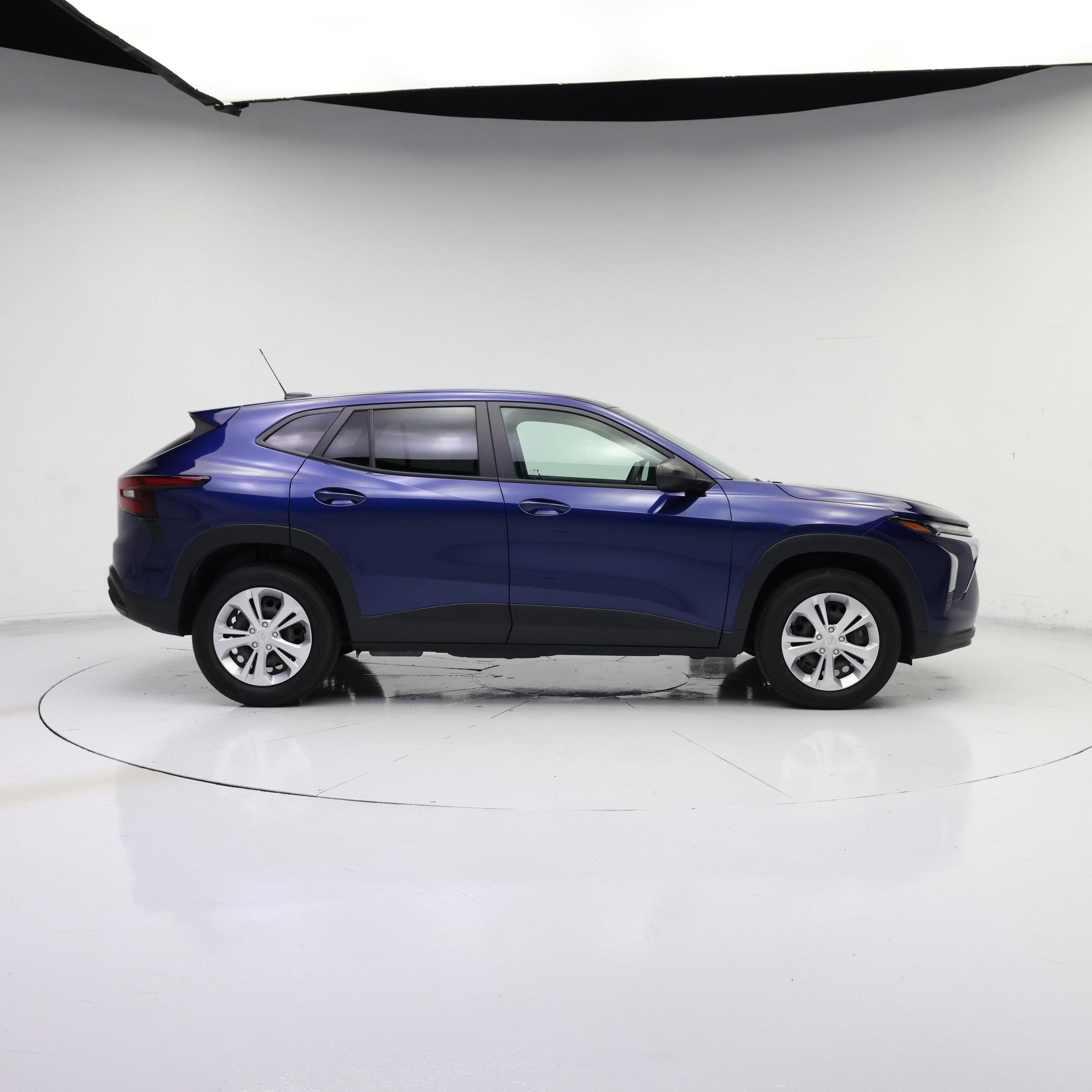 Thumbnail: 2024 Chevrolet Trax - 7