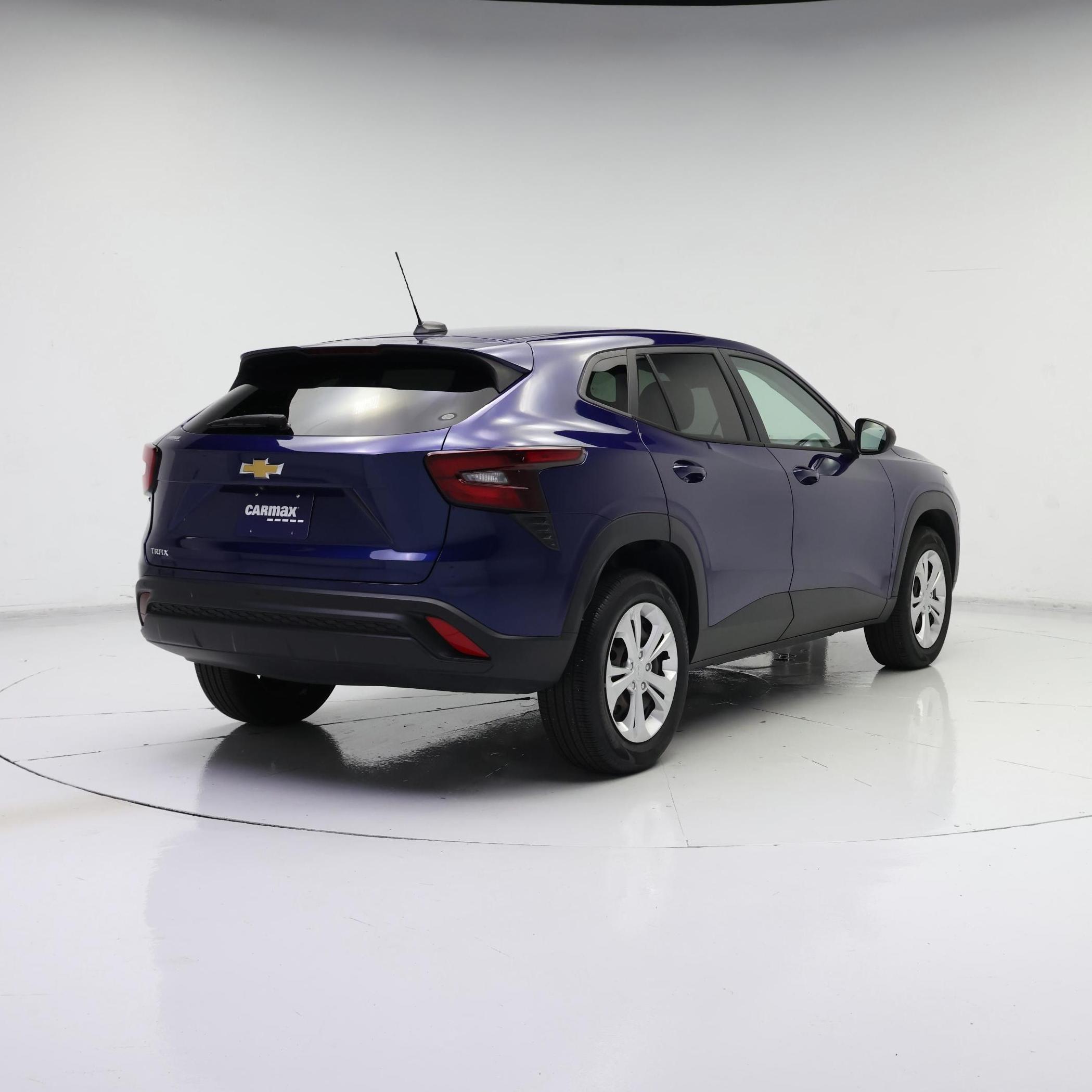 Thumbnail: 2024 Chevrolet Trax - 8