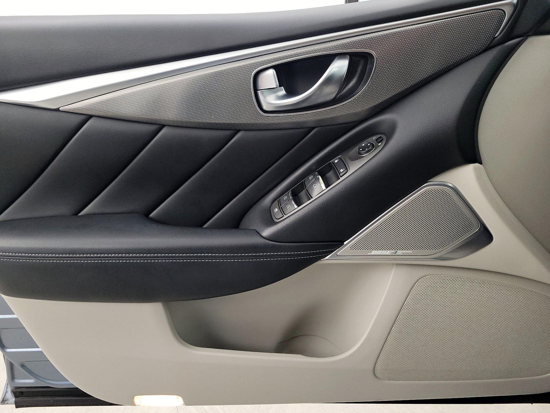 Thumbnail: 2017 INFINITI Q50 - 12