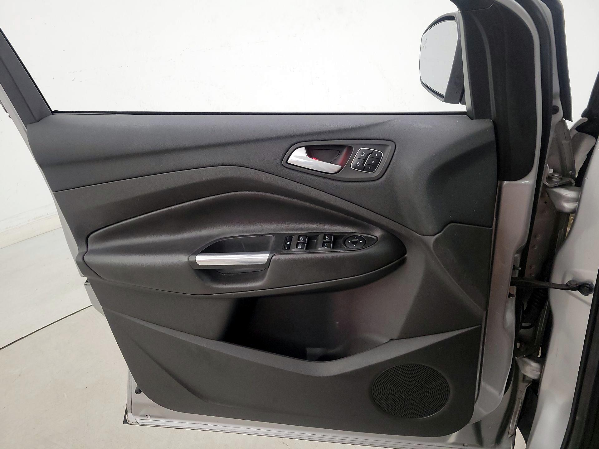 Thumbnail: 2017 Ford Escape - 12