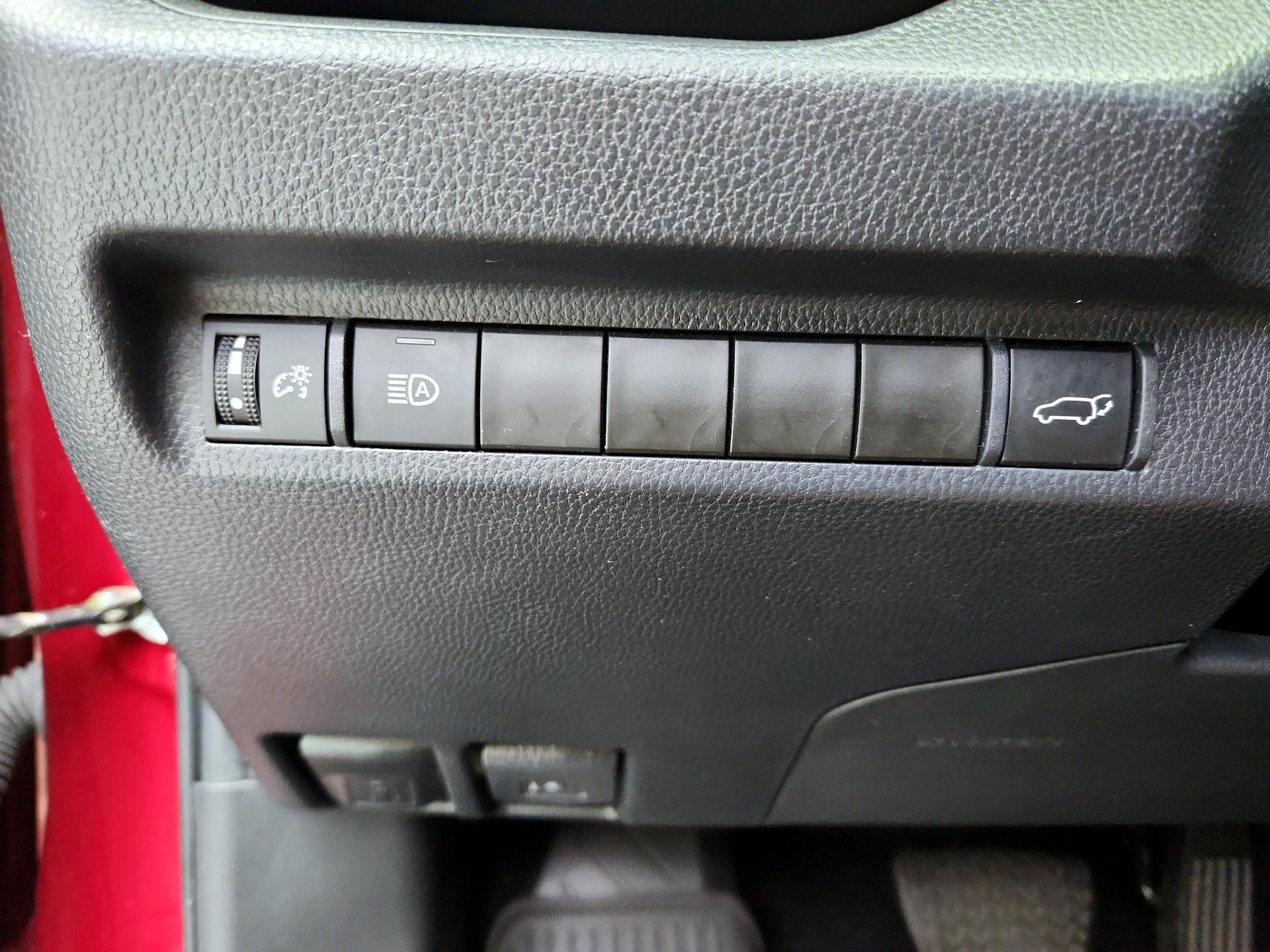 Thumbnail: 2023 Toyota RAV4 - 13