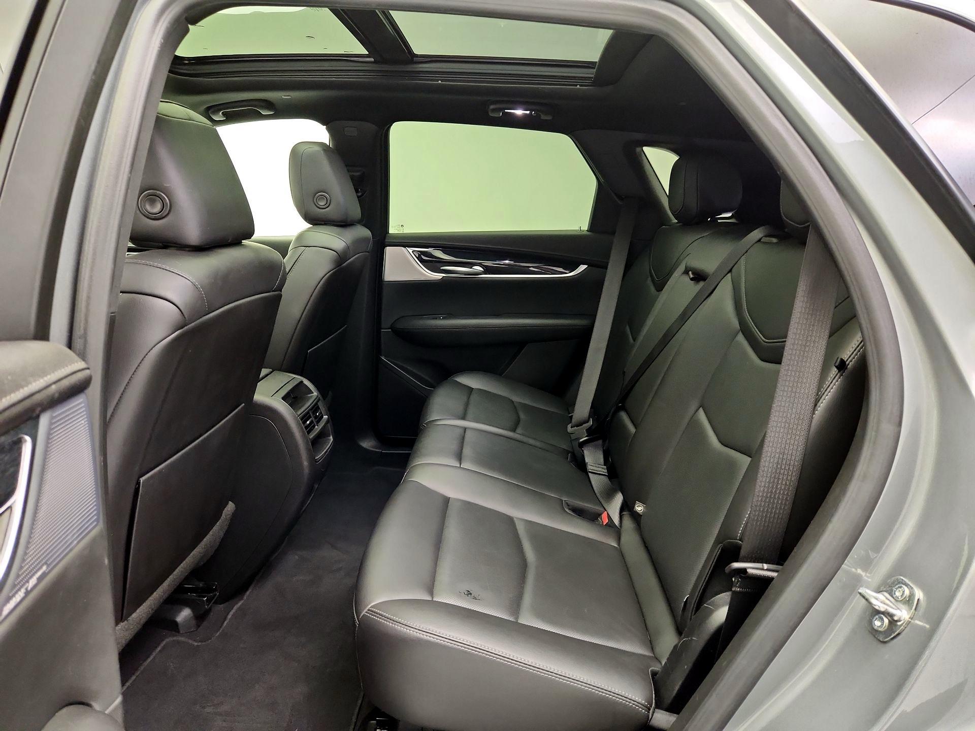 Thumbnail: 2023 Cadillac XT5 - 20