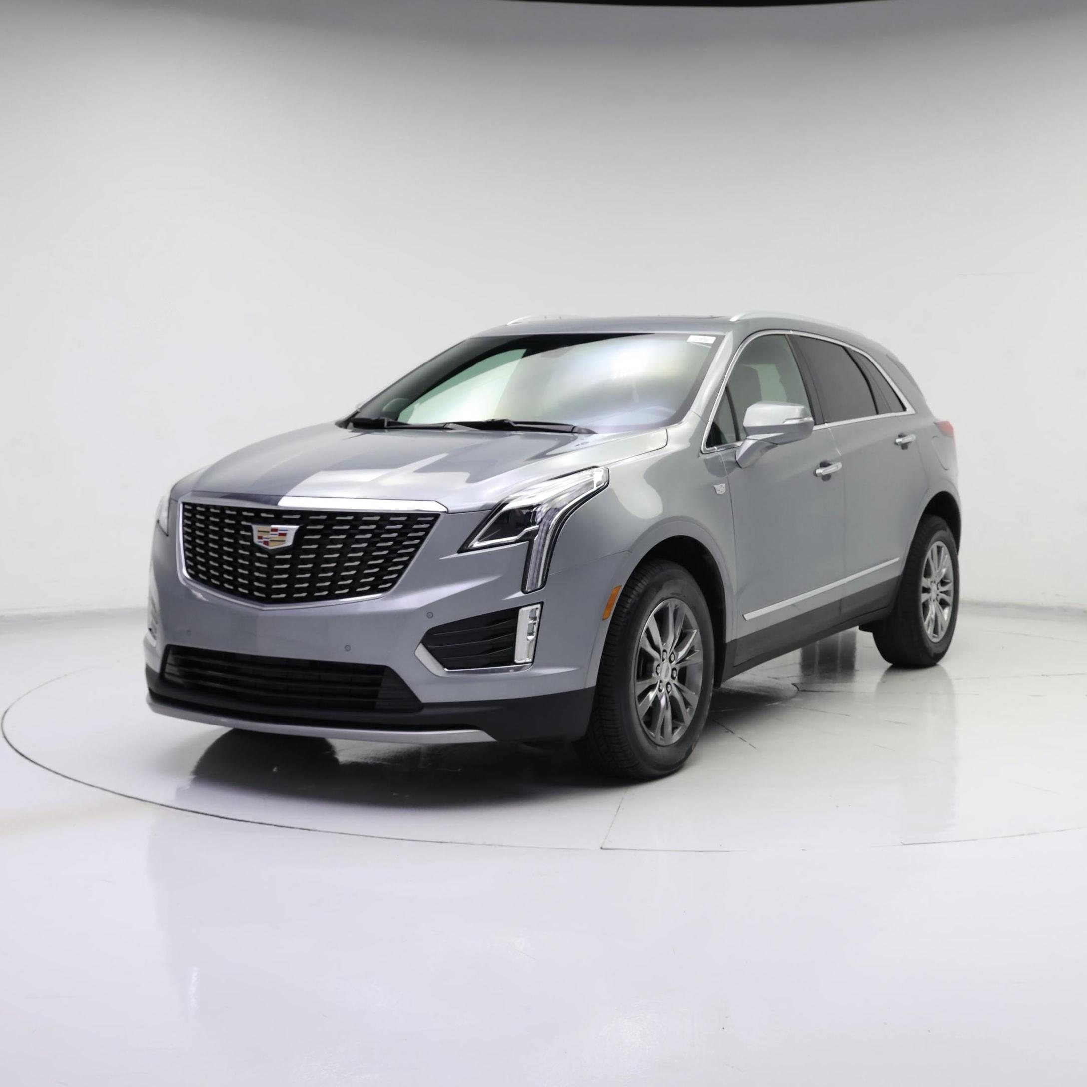 Thumbnail: 2023 Cadillac XT5 - 4