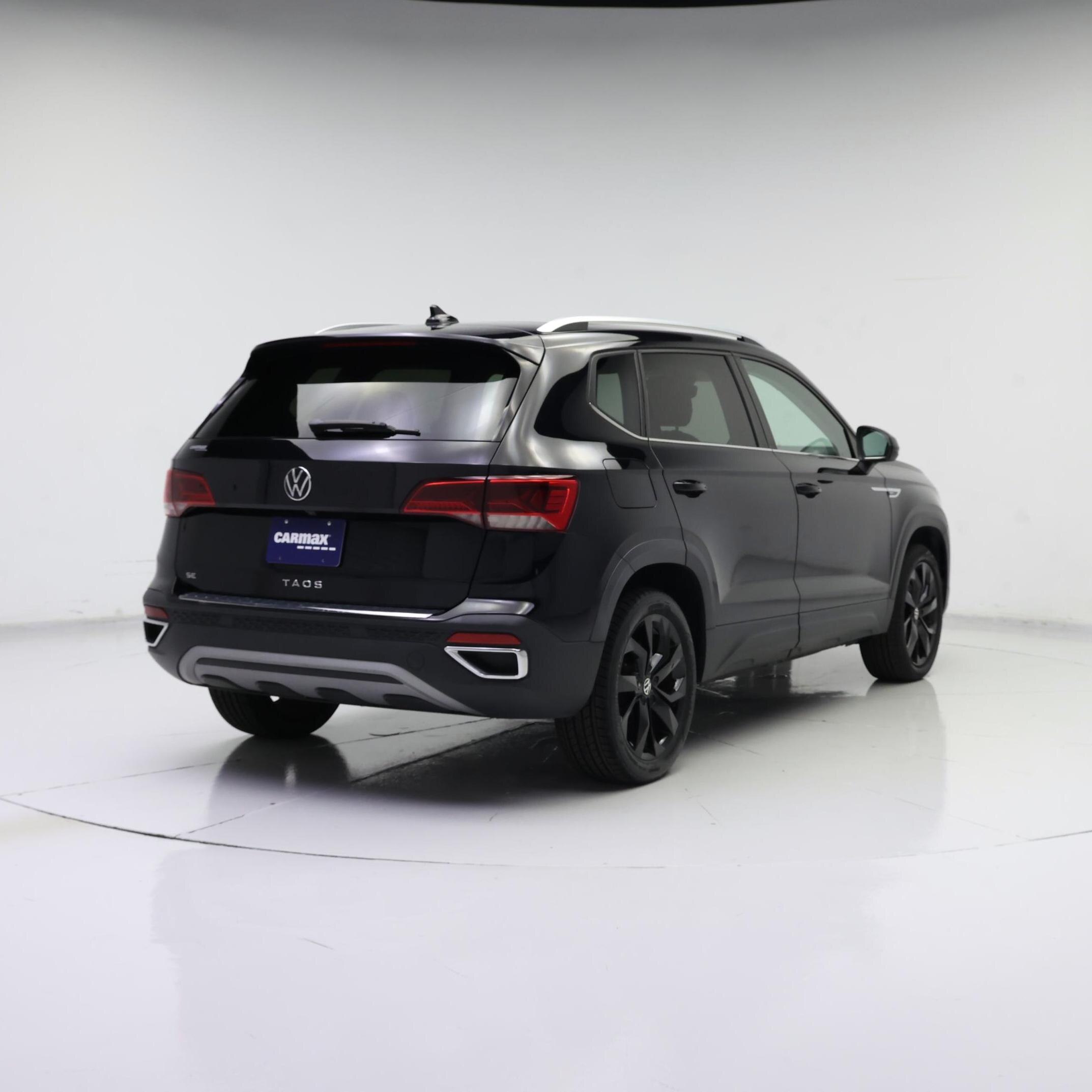 Thumbnail: 2023 Volkswagen Taos - 8
