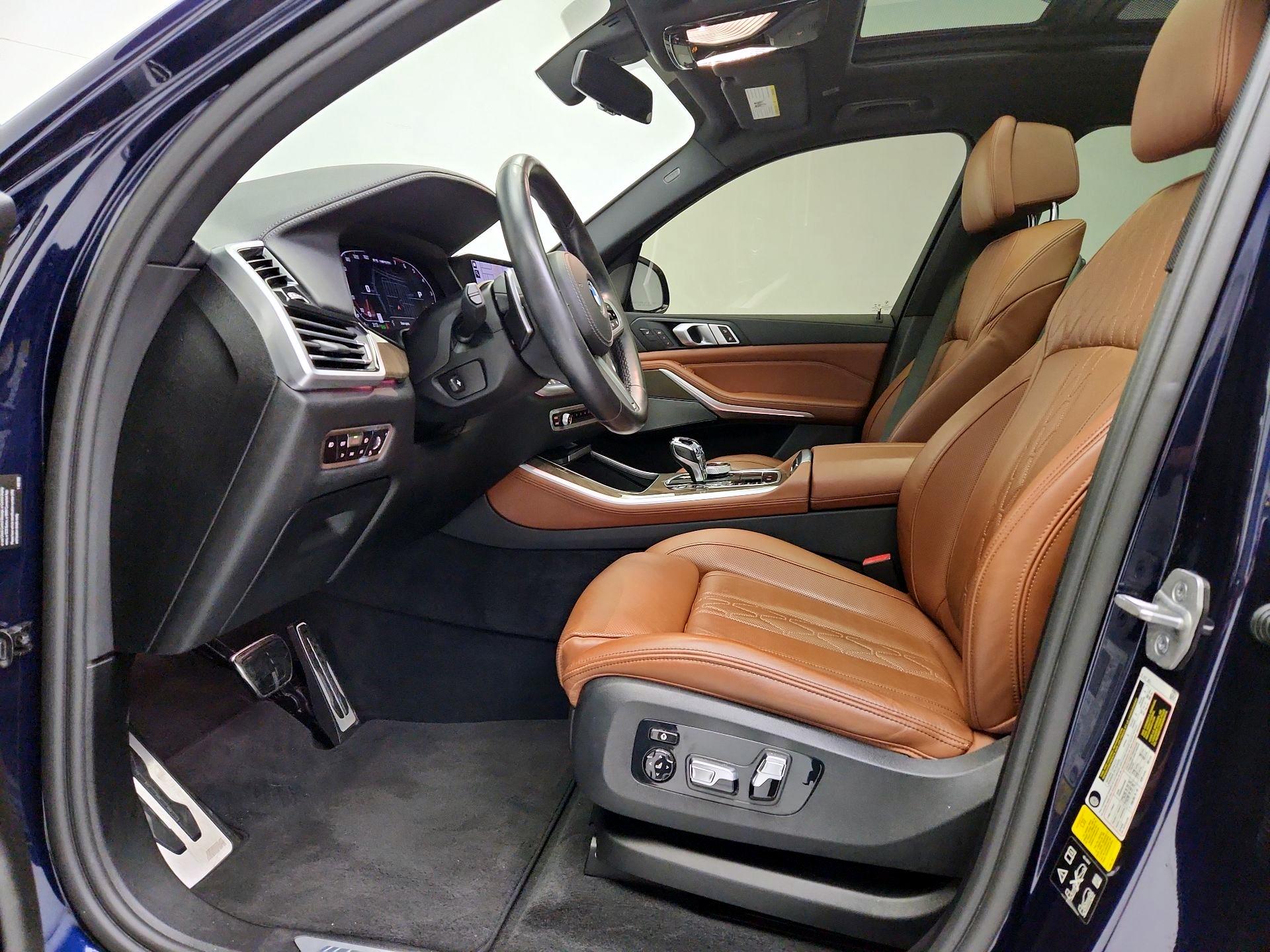 Thumbnail: 2021 BMW X5 - 11