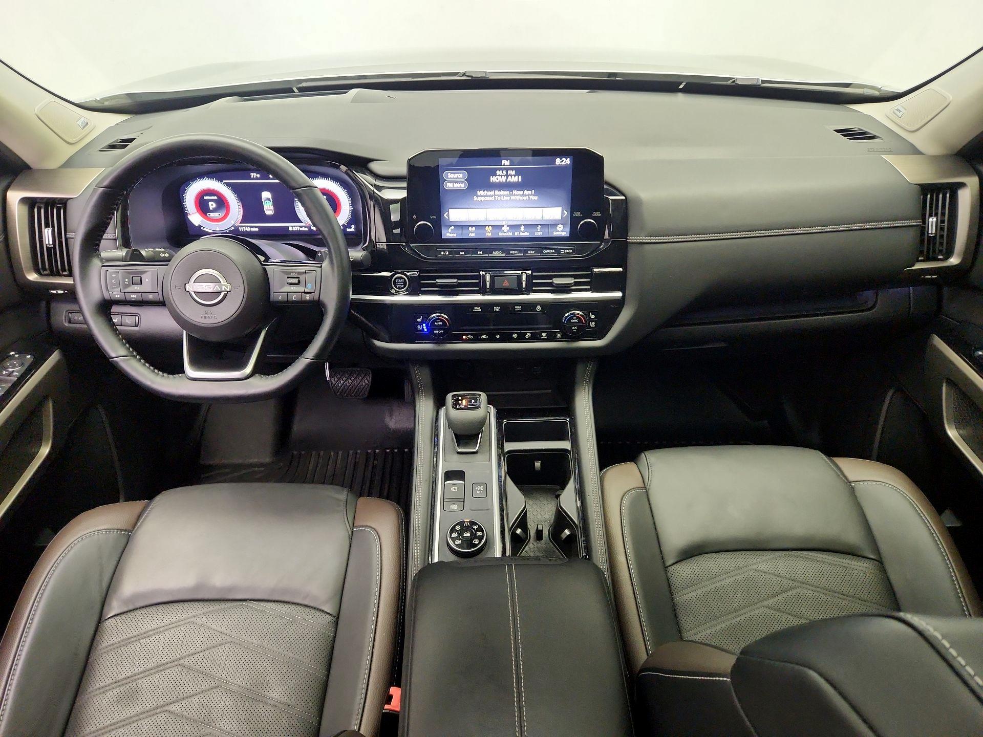 Thumbnail: 2023 Nissan Pathfinder - 9