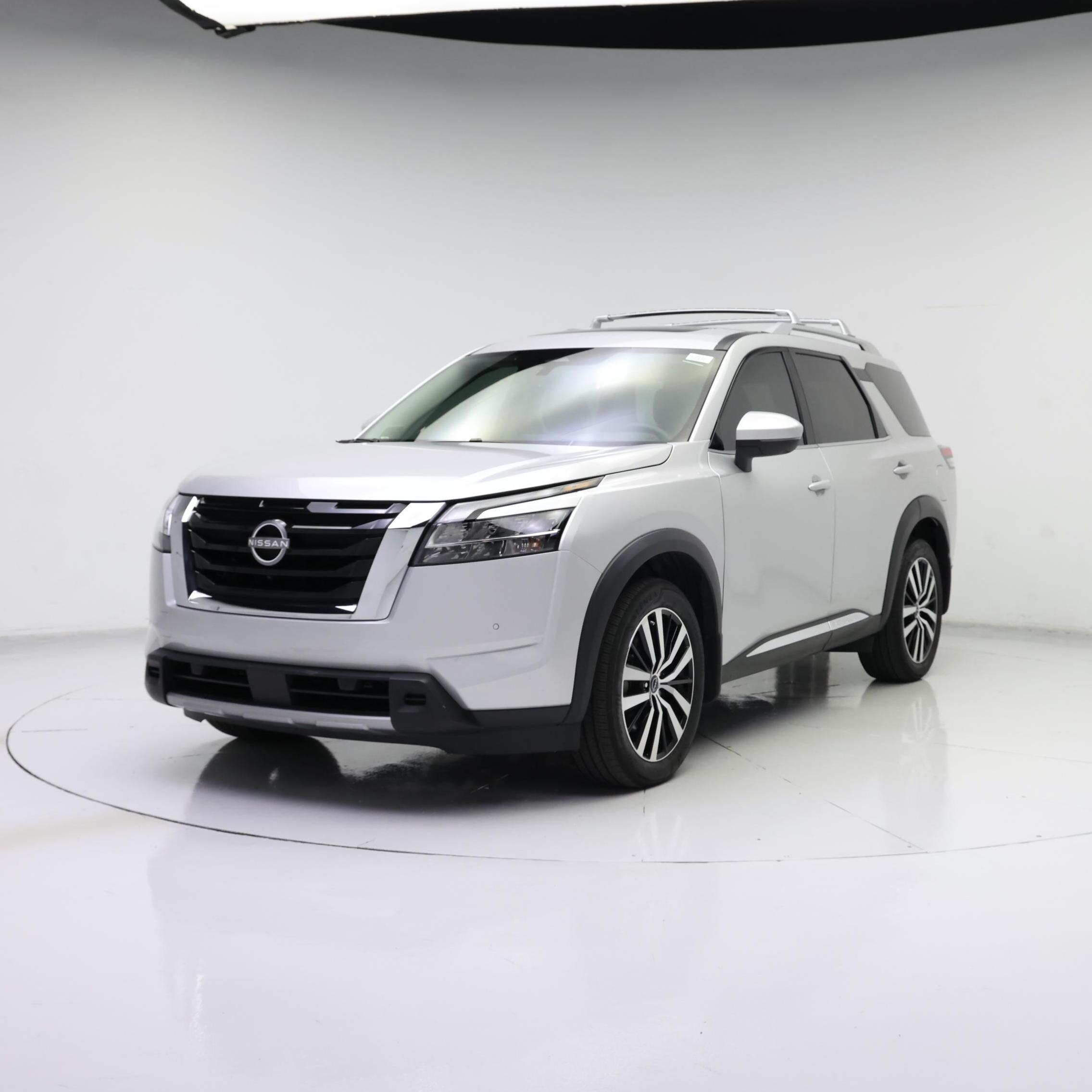 Thumbnail: 2023 Nissan Pathfinder - 4