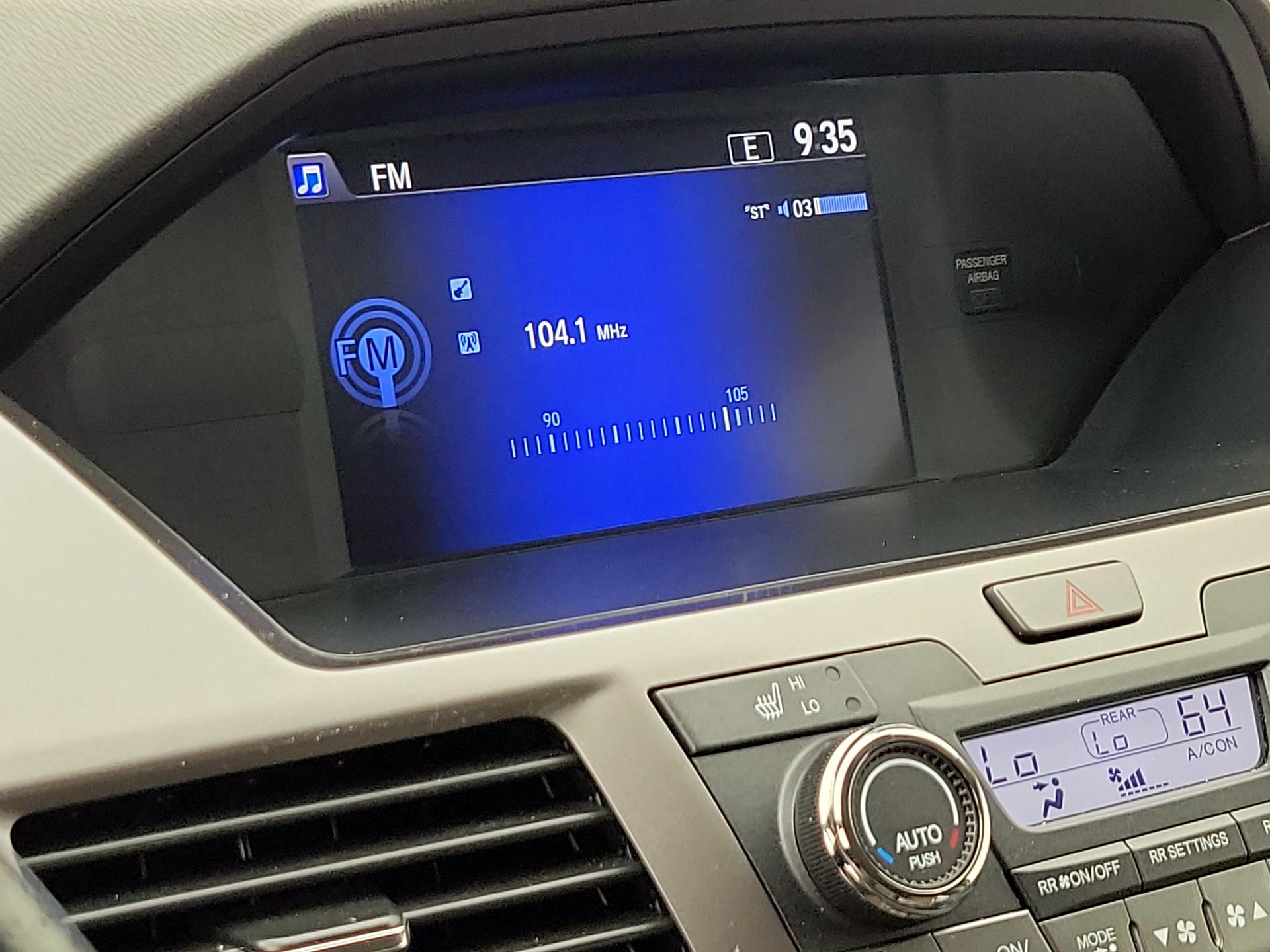 Thumbnail: 2015 Honda Odyssey - 15