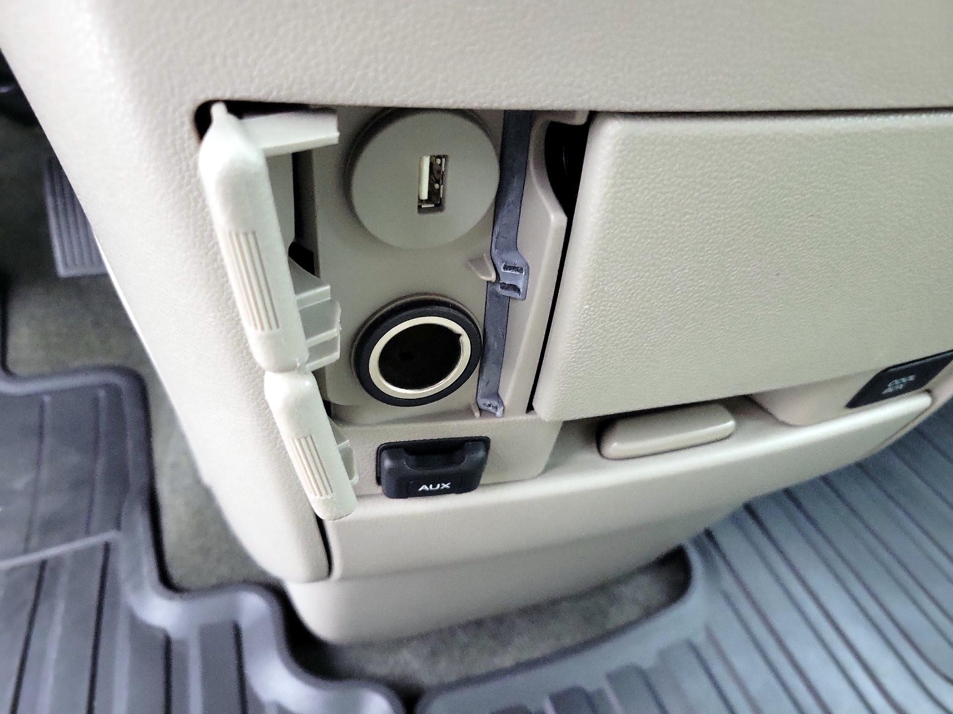 Thumbnail: 2015 Honda Odyssey - 18
