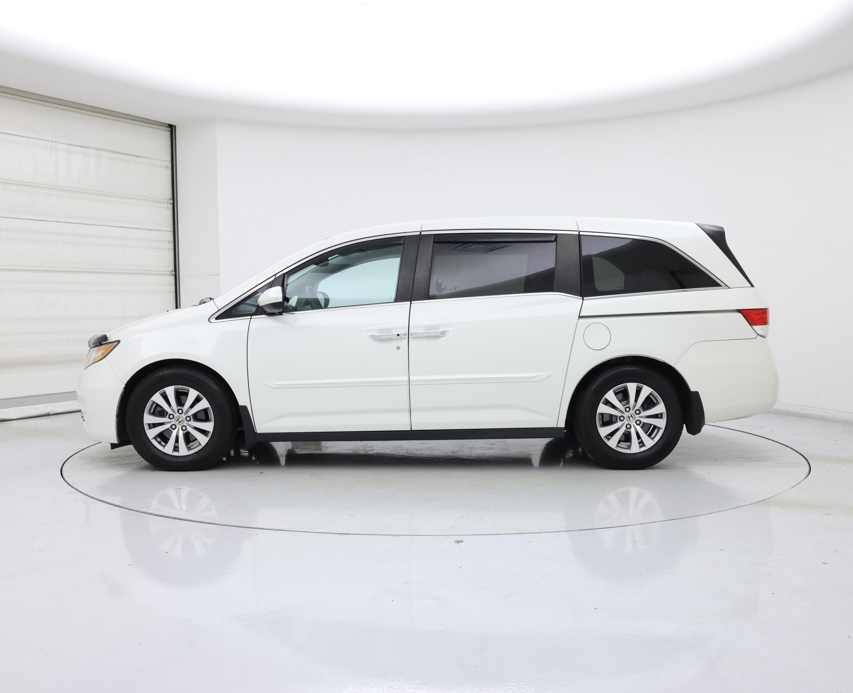 Thumbnail: 2015 Honda Odyssey - 3