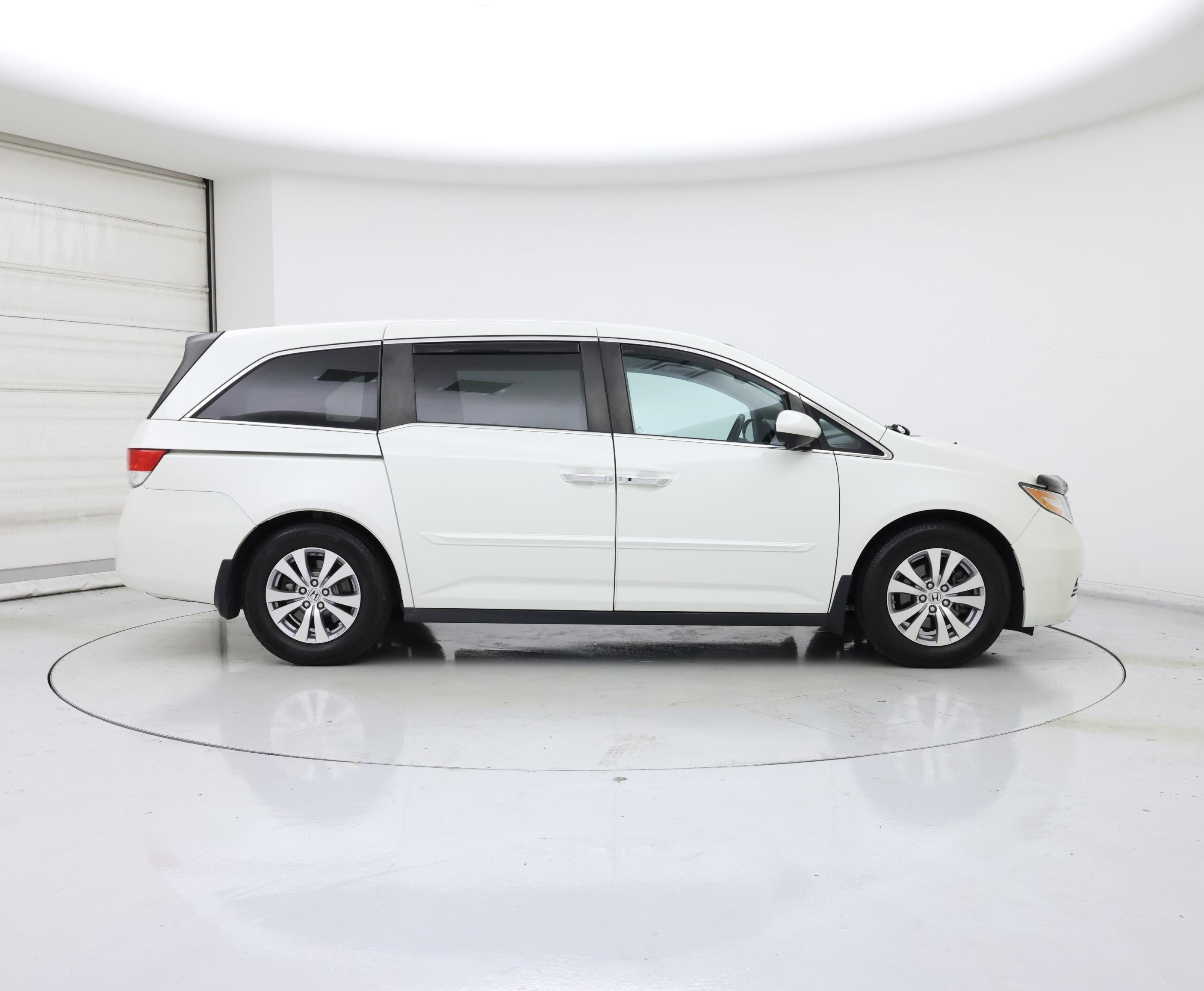 Thumbnail: 2015 Honda Odyssey - 7